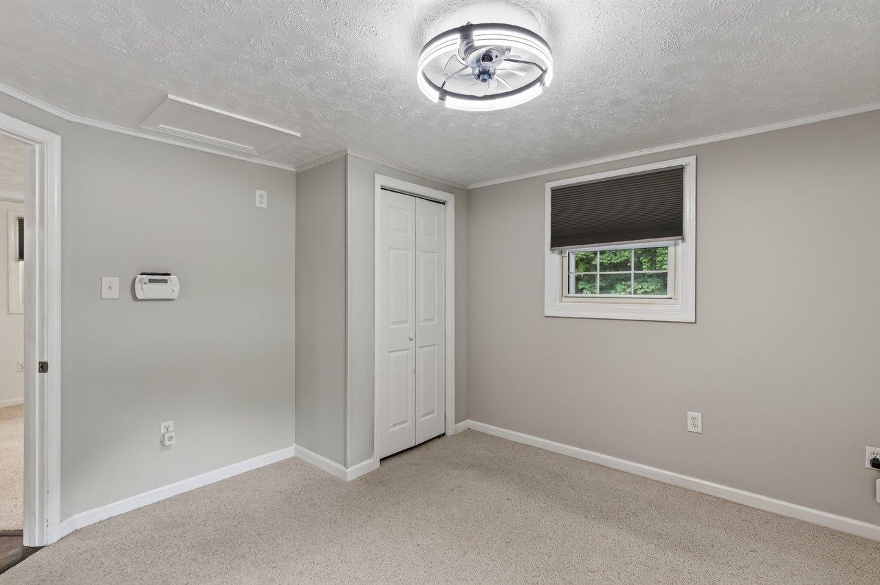 3066 MOUNTAIN FARM RD, ELKTON, Virginia 22827, 2 Bedrooms Bedrooms, ,1 BathroomBathrooms,Residential,3066 MOUNTAIN FARM RD,680774 MLS # 680774 3066 MOUNTAIN FARM RD, ELKTON, Virginia 22827, 2 Bedrooms Bedrooms, ,1 BathroomBathrooms,Residential,3066 MOUNTAIN FARM RD,680774 MLS # 680774