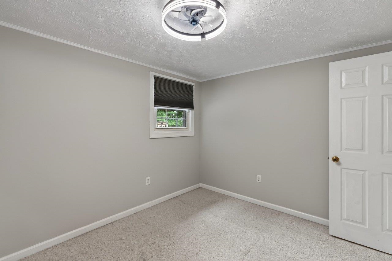 3066 MOUNTAIN FARM RD, ELKTON, Virginia 22827, 2 Bedrooms Bedrooms, ,1 BathroomBathrooms,Residential,3066 MOUNTAIN FARM RD,680774 MLS # 680774 3066 MOUNTAIN FARM RD, ELKTON, Virginia 22827, 2 Bedrooms Bedrooms, ,1 BathroomBathrooms,Residential,3066 MOUNTAIN FARM RD,680774 MLS # 680774