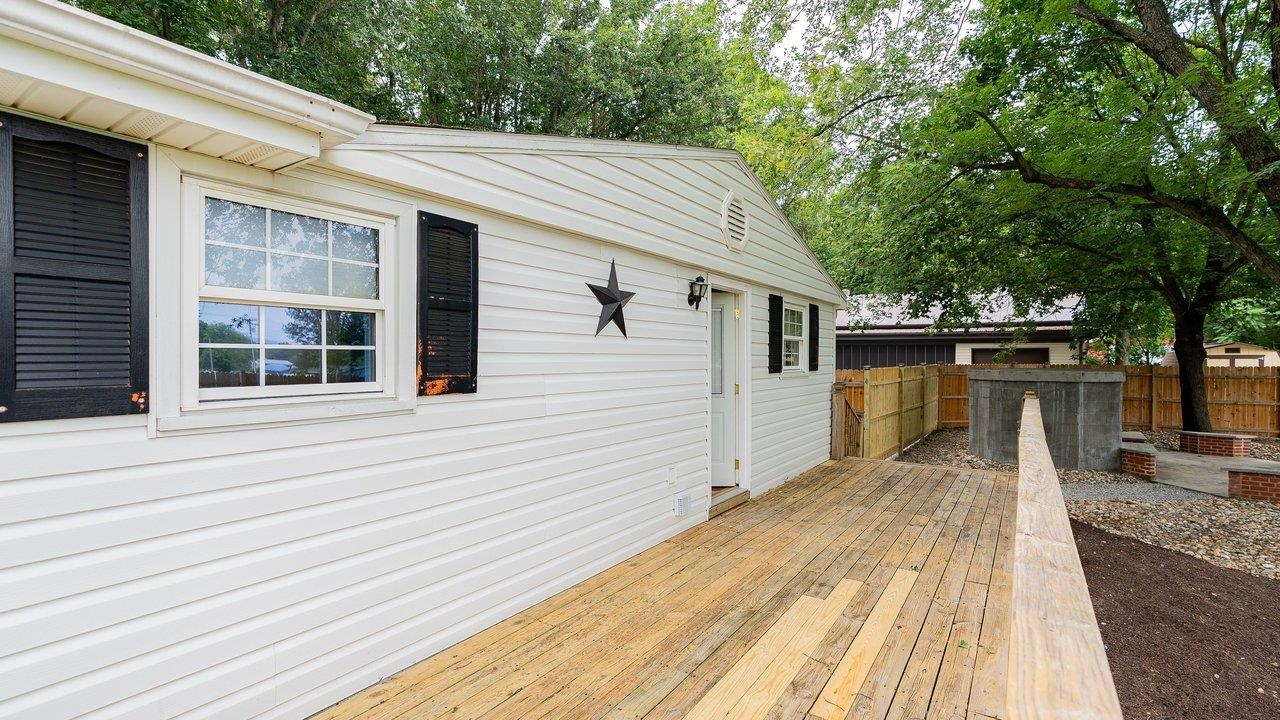 3066 MOUNTAIN FARM RD, ELKTON, Virginia 22827, 2 Bedrooms Bedrooms, ,1 BathroomBathrooms,Residential,3066 MOUNTAIN FARM RD,680774 MLS # 680774 3066 MOUNTAIN FARM RD, ELKTON, Virginia 22827, 2 Bedrooms Bedrooms, ,1 BathroomBathrooms,Residential,3066 MOUNTAIN FARM RD,680774 MLS # 680774