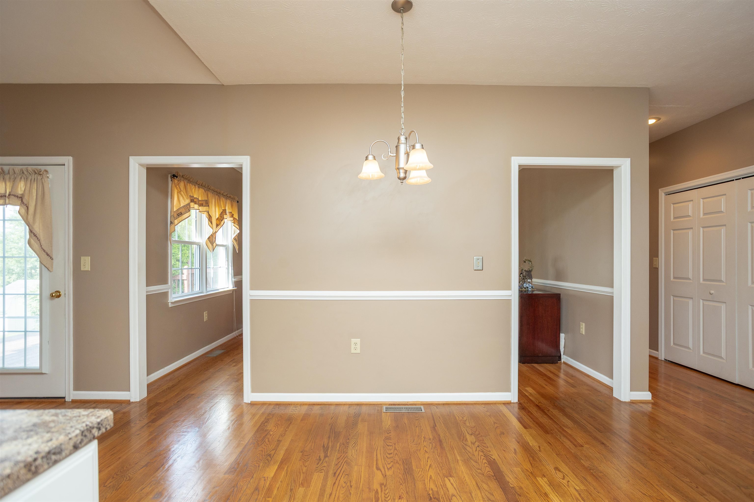 10 MOLLY CT, FISHERSVILLE, Virginia 22939, 3 Bedrooms Bedrooms, ,2 BathroomsBathrooms,Residential,10 MOLLY CT,680775 MLS # 680775 10 MOLLY CT, FISHERSVILLE, Virginia 22939, 3 Bedrooms Bedrooms, ,2 BathroomsBathrooms,Residential,10 MOLLY CT,680775 MLS # 680775
