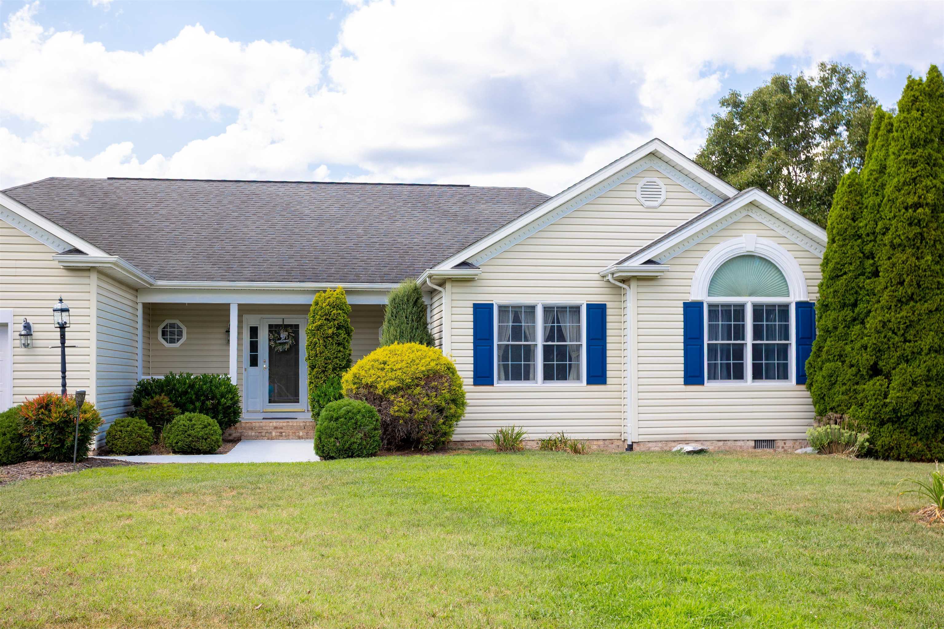 10 MOLLY CT, FISHERSVILLE, Virginia 22939, 3 Bedrooms Bedrooms, ,2 BathroomsBathrooms,Residential,10 MOLLY CT,680775 MLS # 680775 10 MOLLY CT, FISHERSVILLE, Virginia 22939, 3 Bedrooms Bedrooms, ,2 BathroomsBathrooms,Residential,10 MOLLY CT,680775 MLS # 680775