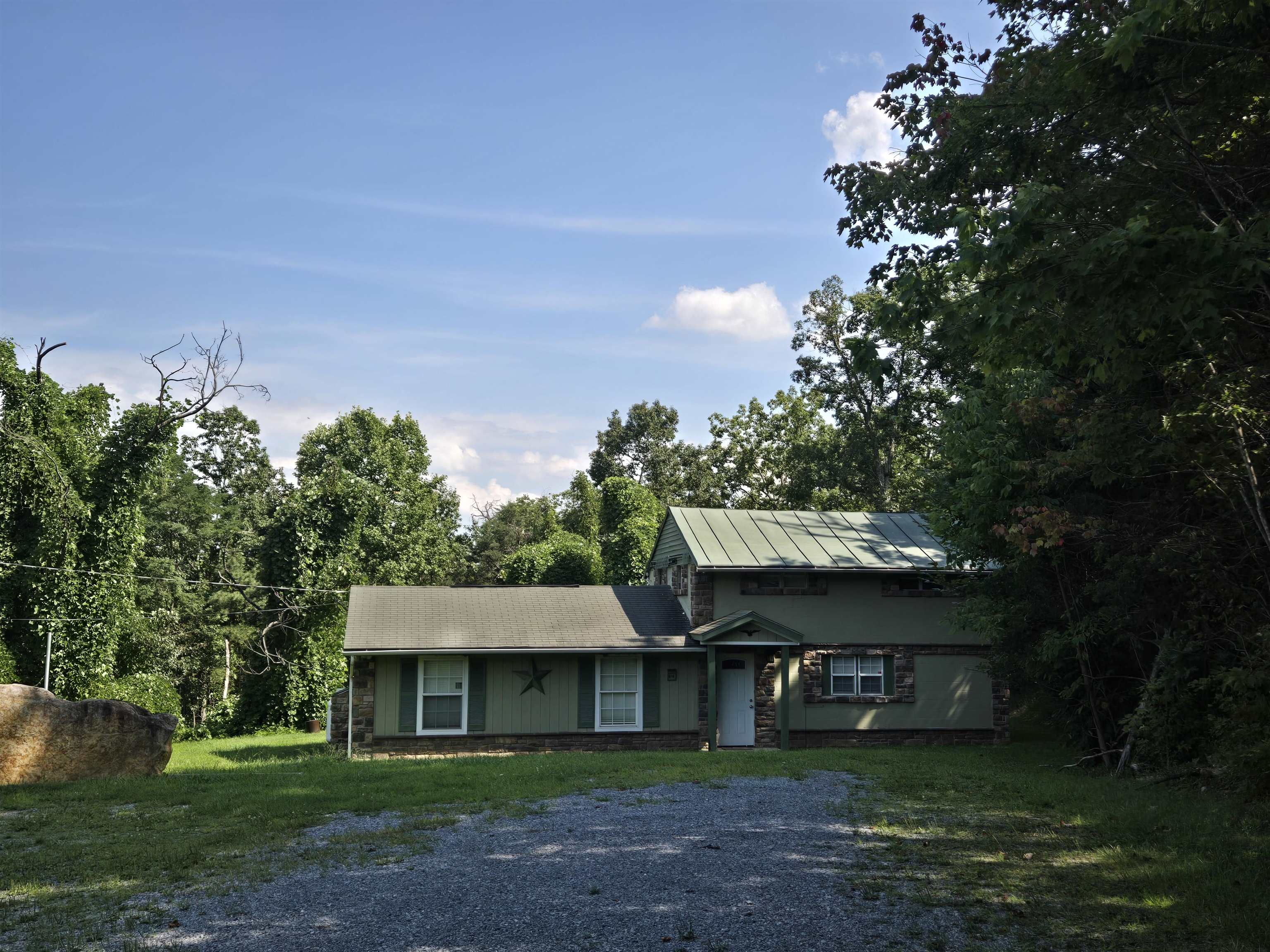8879 US HWY 211 W, LURAY, Virginia 22835, 2 Bedrooms Bedrooms, ,1 BathroomBathrooms,Residential,8879 US HWY 211 W,680776 MLS # 680776 8879 US HWY 211 W, LURAY, Virginia 22835, 2 Bedrooms Bedrooms, ,1 BathroomBathrooms,Residential,8879 US HWY 211 W,680776 MLS # 680776