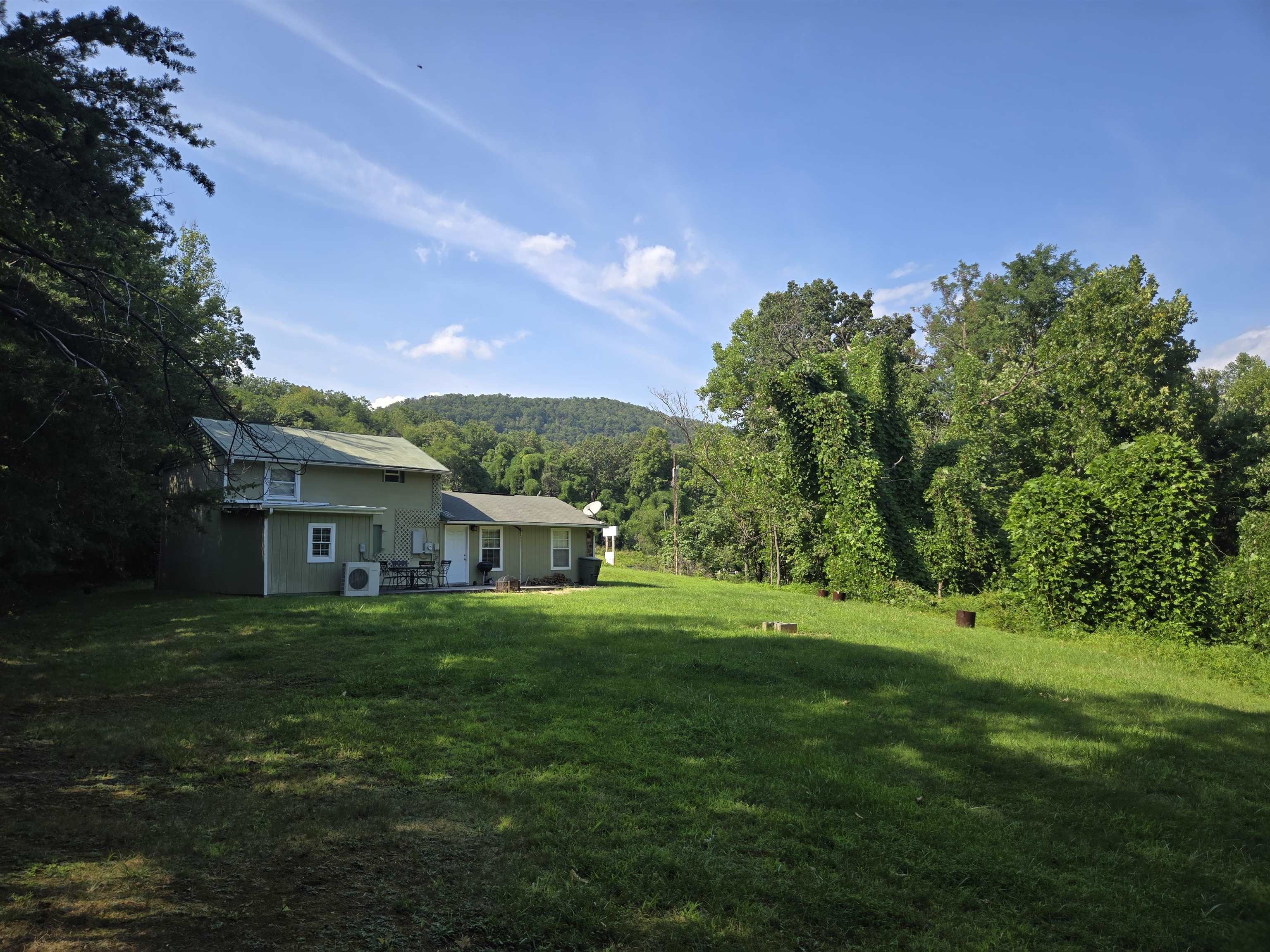 8879 US HWY 211 W, LURAY, Virginia 22835, 2 Bedrooms Bedrooms, ,1 BathroomBathrooms,Residential,8879 US HWY 211 W,680776 MLS # 680776 8879 US HWY 211 W, LURAY, Virginia 22835, 2 Bedrooms Bedrooms, ,1 BathroomBathrooms,Residential,8879 US HWY 211 W,680776 MLS # 680776