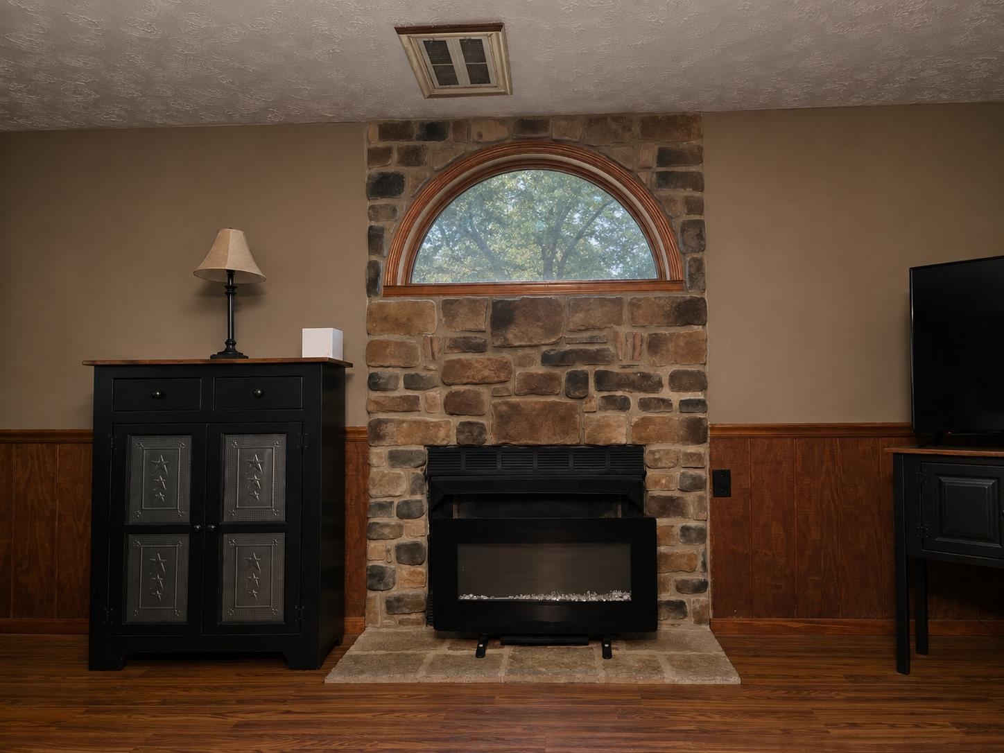 8879 US HWY 211 W, LURAY, Virginia 22835, 2 Bedrooms Bedrooms, ,1 BathroomBathrooms,Residential,8879 US HWY 211 W,680776 MLS # 680776 8879 US HWY 211 W, LURAY, Virginia 22835, 2 Bedrooms Bedrooms, ,1 BathroomBathrooms,Residential,8879 US HWY 211 W,680776 MLS # 680776