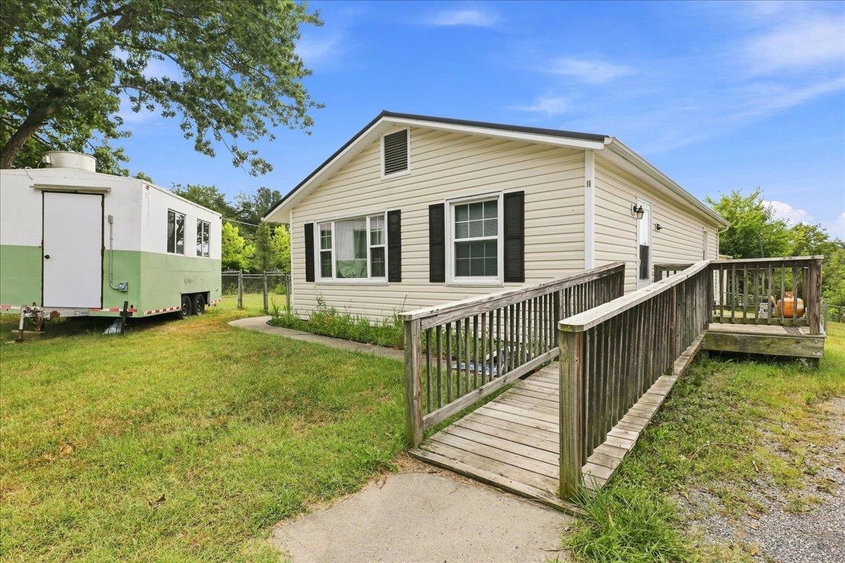 8 WESTGATE RD, VERONA, Virginia 24482, 3 Bedrooms Bedrooms, ,1 BathroomBathrooms,Residential,8 WESTGATE RD,680783 MLS # 680783 8 WESTGATE RD, VERONA, Virginia 24482, 3 Bedrooms Bedrooms, ,1 BathroomBathrooms,Residential,8 WESTGATE RD,680783 MLS # 680783