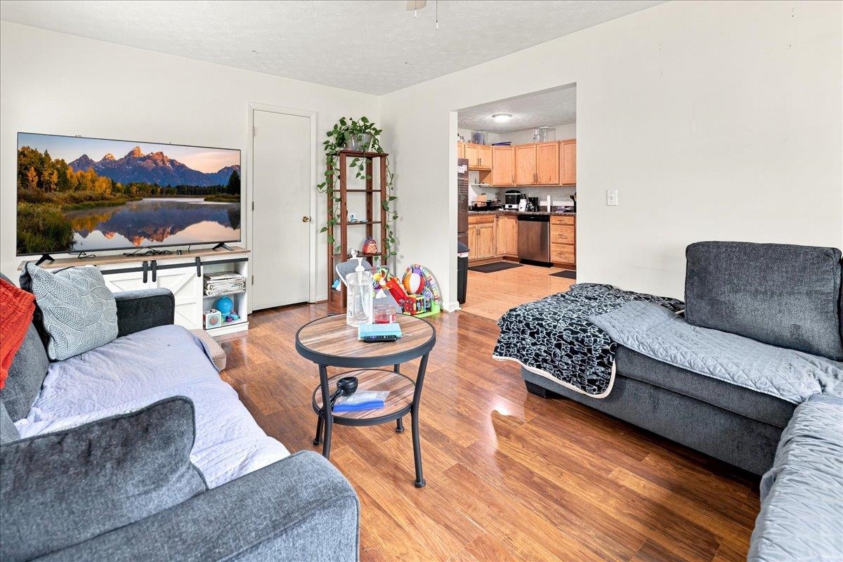 8 WESTGATE RD, VERONA, Virginia 24482, 3 Bedrooms Bedrooms, ,1 BathroomBathrooms,Residential,8 WESTGATE RD,680783 MLS # 680783 8 WESTGATE RD, VERONA, Virginia 24482, 3 Bedrooms Bedrooms, ,1 BathroomBathrooms,Residential,8 WESTGATE RD,680783 MLS # 680783