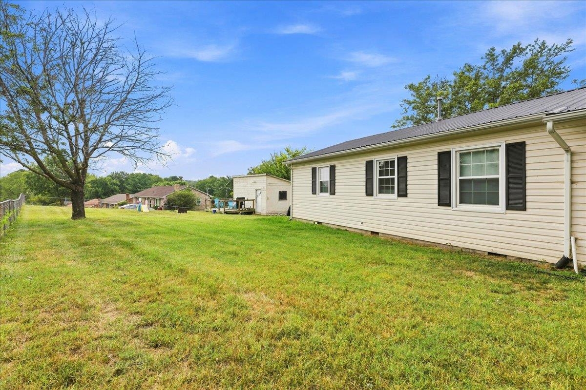 8 WESTGATE RD, VERONA, Virginia 24482, 3 Bedrooms Bedrooms, ,1 BathroomBathrooms,Residential,8 WESTGATE RD,680783 MLS # 680783 8 WESTGATE RD, VERONA, Virginia 24482, 3 Bedrooms Bedrooms, ,1 BathroomBathrooms,Residential,8 WESTGATE RD,680783 MLS # 680783