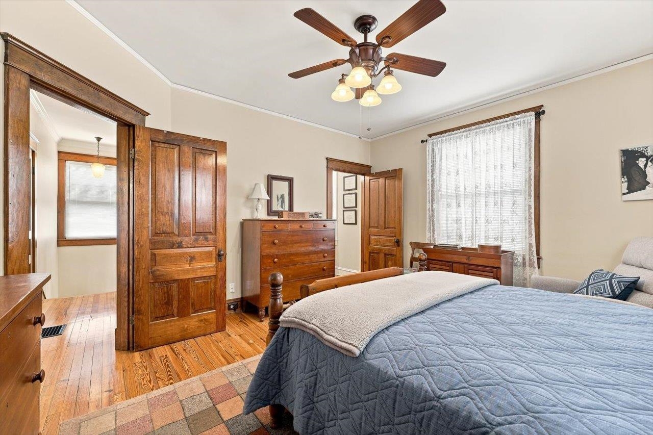 376 MAPLE AVE, WAYNESBORO, Virginia 22980, 3 Bedrooms Bedrooms, ,2 BathroomsBathrooms,Residential,376 MAPLE AVE,680690 MLS # 680690 376 MAPLE AVE, WAYNESBORO, Virginia 22980, 3 Bedrooms Bedrooms, ,2 BathroomsBathrooms,Residential,376 MAPLE AVE,680690 MLS # 680690