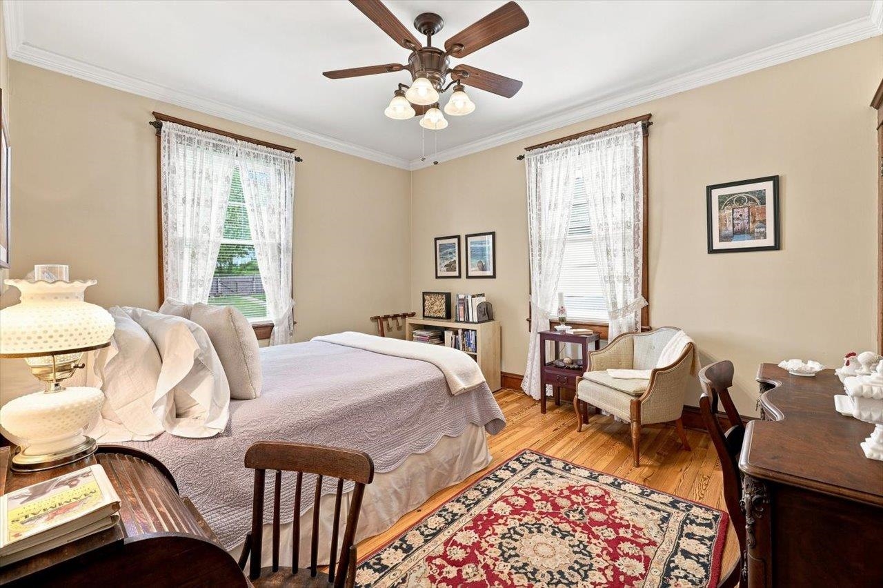 376 MAPLE AVE, WAYNESBORO, Virginia 22980, 3 Bedrooms Bedrooms, ,2 BathroomsBathrooms,Residential,376 MAPLE AVE,680690 MLS # 680690 376 MAPLE AVE, WAYNESBORO, Virginia 22980, 3 Bedrooms Bedrooms, ,2 BathroomsBathrooms,Residential,376 MAPLE AVE,680690 MLS # 680690