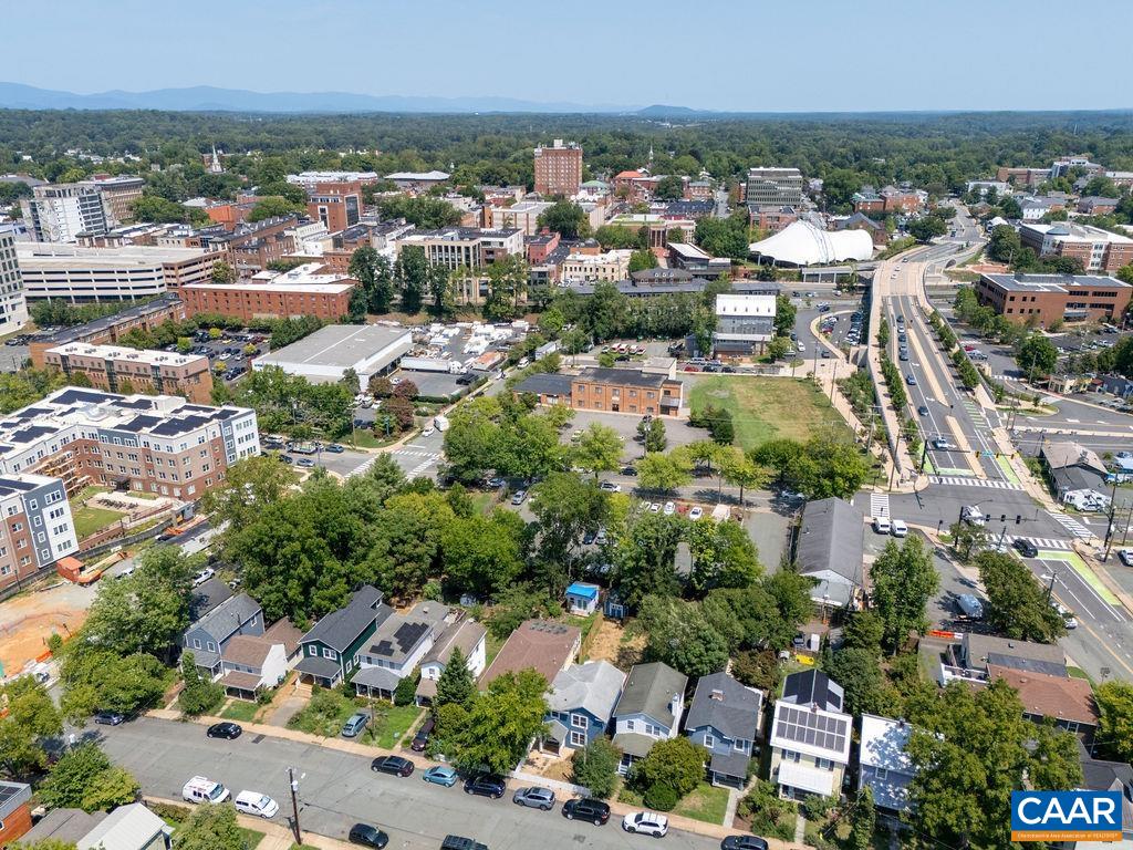 617 HINTON AVE, CHARLOTTESVILLE, Virginia 22902, 3 Bedrooms Bedrooms, ,2 BathroomsBathrooms,Residential,617 HINTON AVE,680785 MLS # 680785 617 HINTON AVE, CHARLOTTESVILLE, Virginia 22902, 3 Bedrooms Bedrooms, ,2 BathroomsBathrooms,Residential,617 HINTON AVE,680785 MLS # 680785