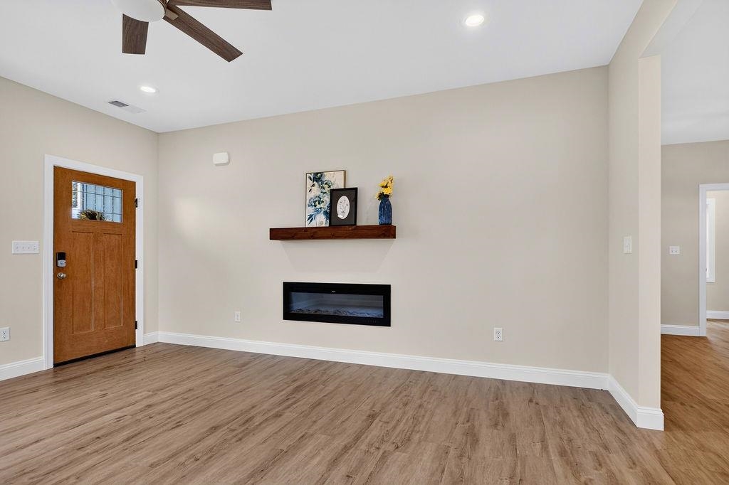 3112 LYNDHURST RD, STUARTS DRAFT, Virginia 24477, 3 Bedrooms Bedrooms, ,2 BathroomsBathrooms,Residential,3112 LYNDHURST RD,680787 MLS # 680787