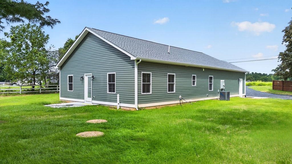 3112 LYNDHURST RD, STUARTS DRAFT, Virginia 24477, 3 Bedrooms Bedrooms, ,2 BathroomsBathrooms,Residential,3112 LYNDHURST RD,680787 MLS # 680787