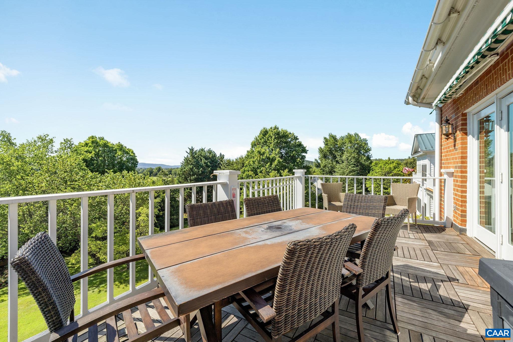 512 WORTHINGTON DR, CHARLOTTESVILLE, Virginia 22903, 2 Bedrooms Bedrooms, ,2 BathroomsBathrooms,Residential,512 WORTHINGTON DR,680810 MLS # 680810
