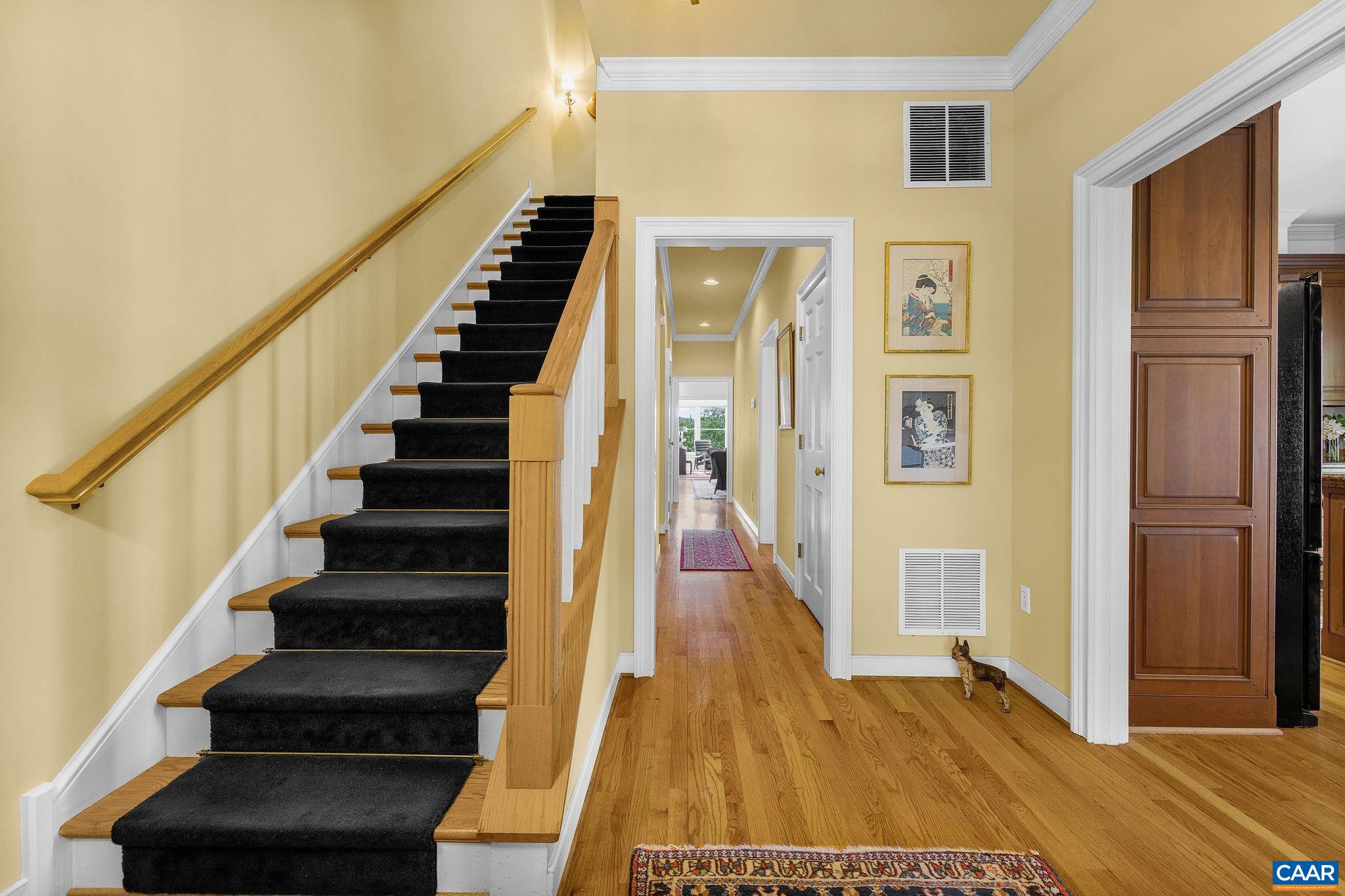 512 WORTHINGTON DR, CHARLOTTESVILLE, Virginia 22903, 2 Bedrooms Bedrooms, ,2 BathroomsBathrooms,Residential,512 WORTHINGTON DR,680810 MLS # 680810