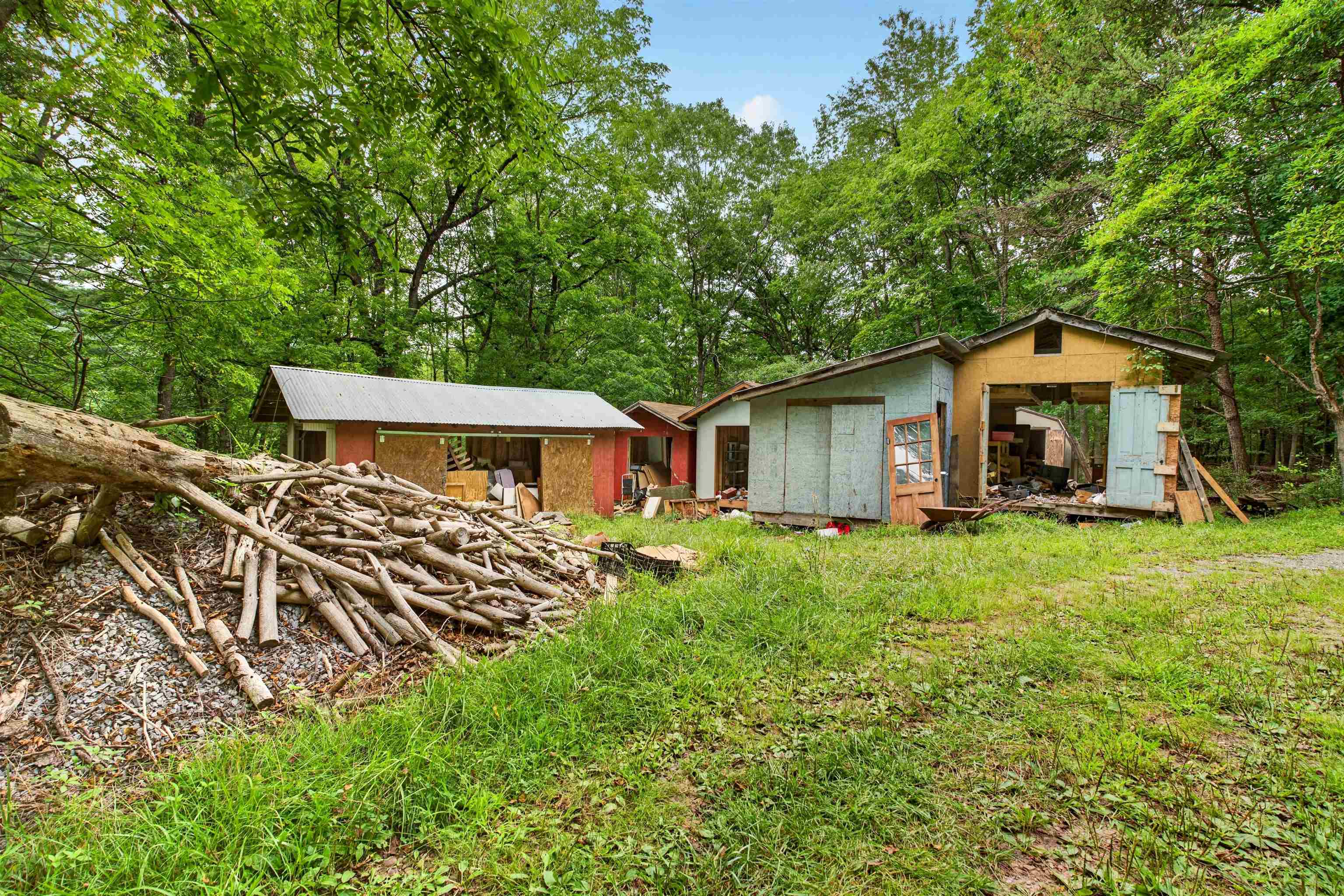 26 CHRISTIAN LN, SWOOPE, Virginia 24479, 3 Bedrooms Bedrooms, ,1 BathroomBathrooms,Residential,26 CHRISTIAN LN,680811 MLS # 680811 26 CHRISTIAN LN, SWOOPE, Virginia 24479, 3 Bedrooms Bedrooms, ,1 BathroomBathrooms,Residential,26 CHRISTIAN LN,680811 MLS # 680811