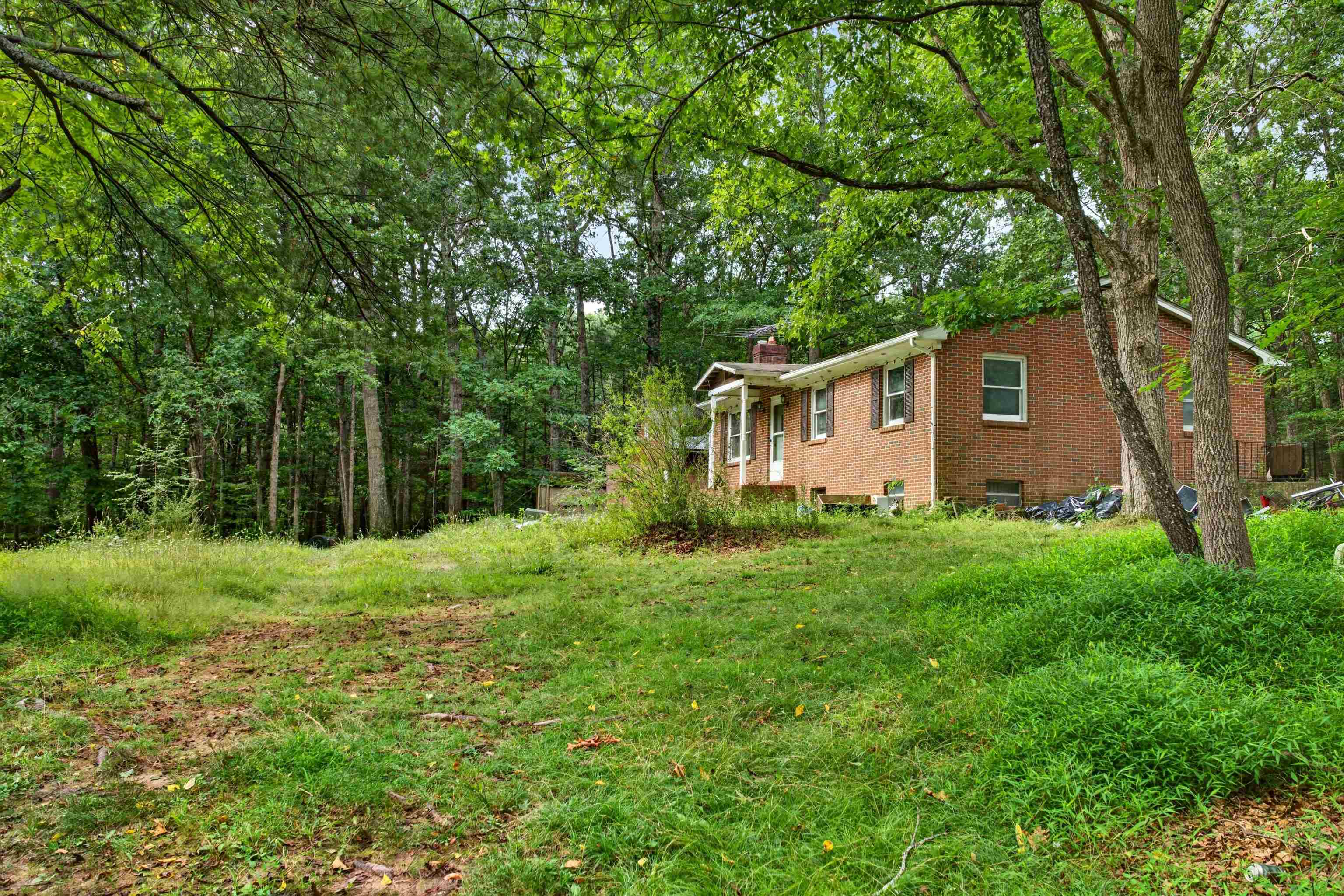 26 CHRISTIAN LN, SWOOPE, Virginia 24479, 3 Bedrooms Bedrooms, ,1 BathroomBathrooms,Residential,26 CHRISTIAN LN,680811 MLS # 680811 26 CHRISTIAN LN, SWOOPE, Virginia 24479, 3 Bedrooms Bedrooms, ,1 BathroomBathrooms,Residential,26 CHRISTIAN LN,680811 MLS # 680811