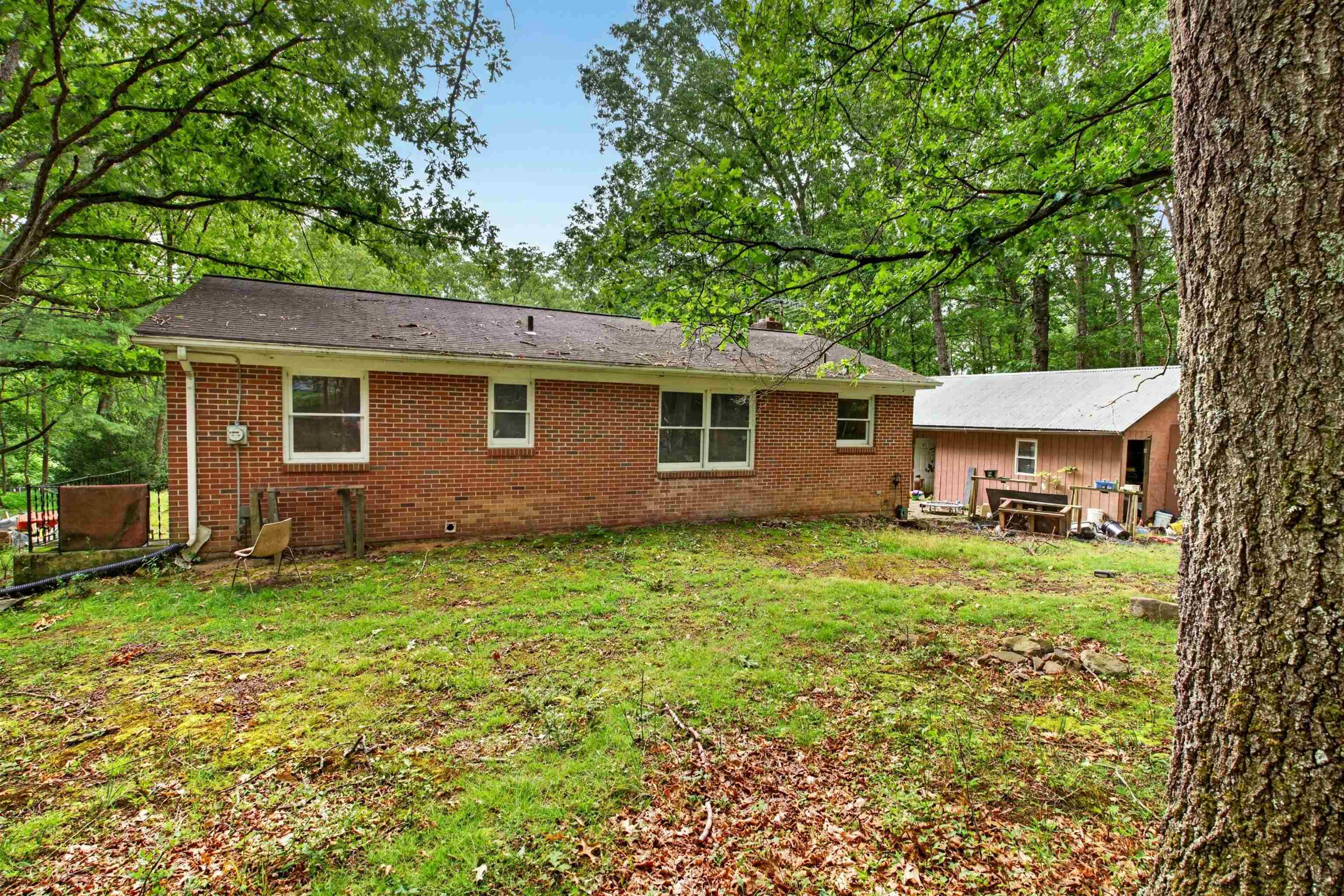 26 CHRISTIAN LN, SWOOPE, Virginia 24479, 3 Bedrooms Bedrooms, ,1 BathroomBathrooms,Residential,26 CHRISTIAN LN,680811 MLS # 680811 26 CHRISTIAN LN, SWOOPE, Virginia 24479, 3 Bedrooms Bedrooms, ,1 BathroomBathrooms,Residential,26 CHRISTIAN LN,680811 MLS # 680811