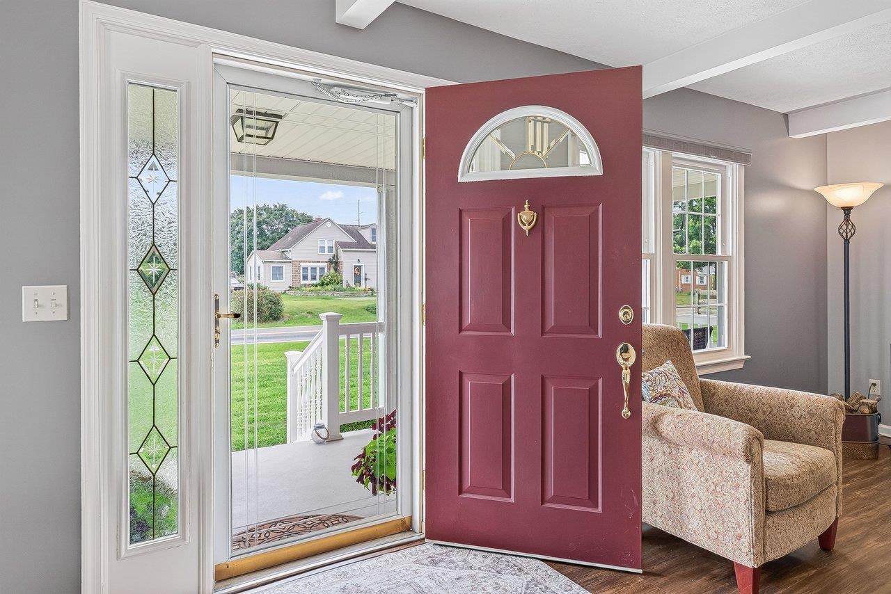 14512 S EAST SIDE HWY, GROTTOES, Virginia 24441, 4 Bedrooms Bedrooms, ,3 BathroomsBathrooms,Residential,14512 S EAST SIDE HWY,680817 MLS # 680817 14512 S EAST SIDE HWY, GROTTOES, Virginia 24441, 4 Bedrooms Bedrooms, ,3 BathroomsBathrooms,Residential,14512 S EAST SIDE HWY,680817 MLS # 680817