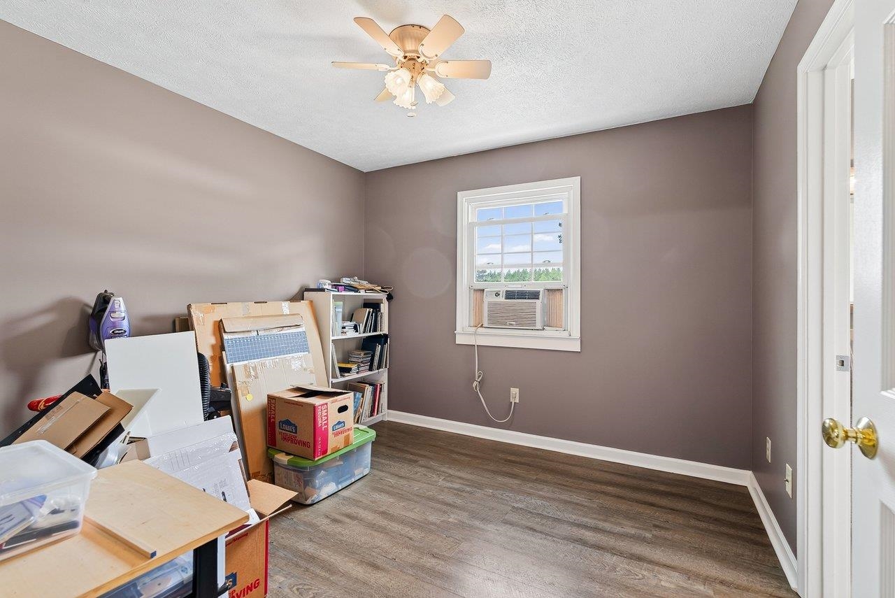 14512 S EAST SIDE HWY, GROTTOES, Virginia 24441, 4 Bedrooms Bedrooms, ,3 BathroomsBathrooms,Residential,14512 S EAST SIDE HWY,680817 MLS # 680817 14512 S EAST SIDE HWY, GROTTOES, Virginia 24441, 4 Bedrooms Bedrooms, ,3 BathroomsBathrooms,Residential,14512 S EAST SIDE HWY,680817 MLS # 680817