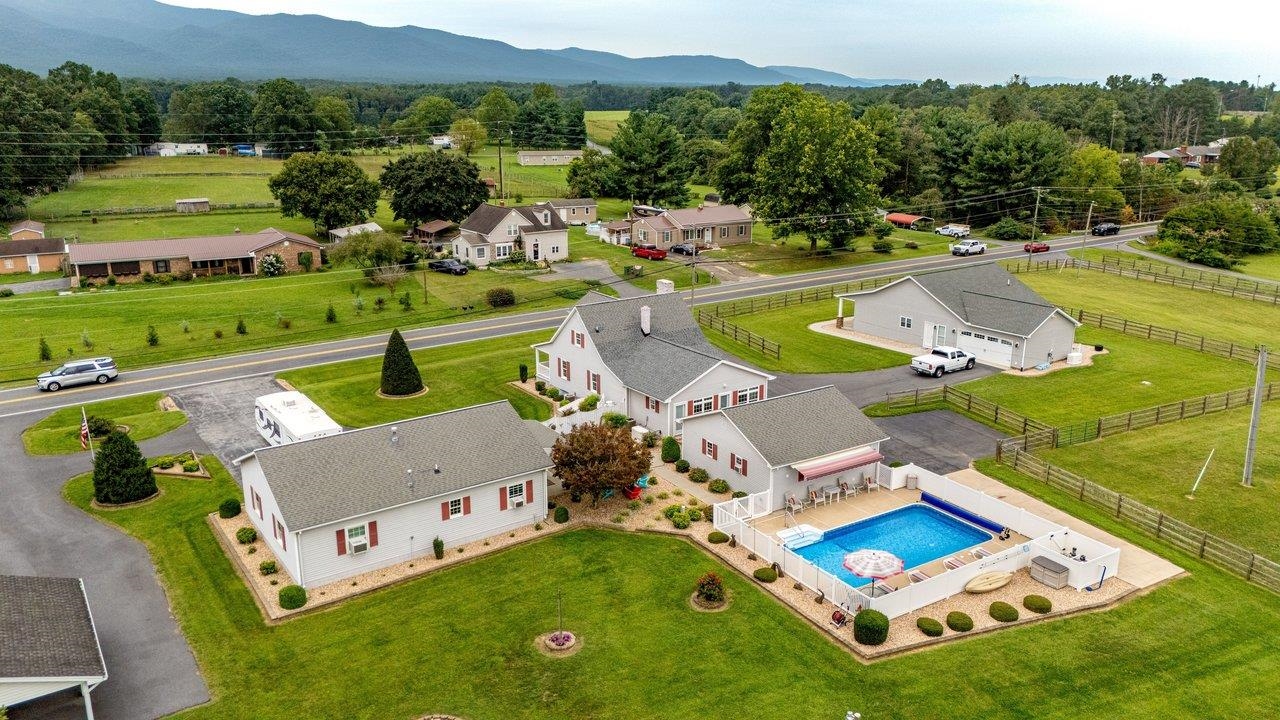 14512 S EAST SIDE HWY, GROTTOES, Virginia 24441, 4 Bedrooms Bedrooms, ,3 BathroomsBathrooms,Residential,14512 S EAST SIDE HWY,680817 MLS # 680817 14512 S EAST SIDE HWY, GROTTOES, Virginia 24441, 4 Bedrooms Bedrooms, ,3 BathroomsBathrooms,Residential,14512 S EAST SIDE HWY,680817 MLS # 680817