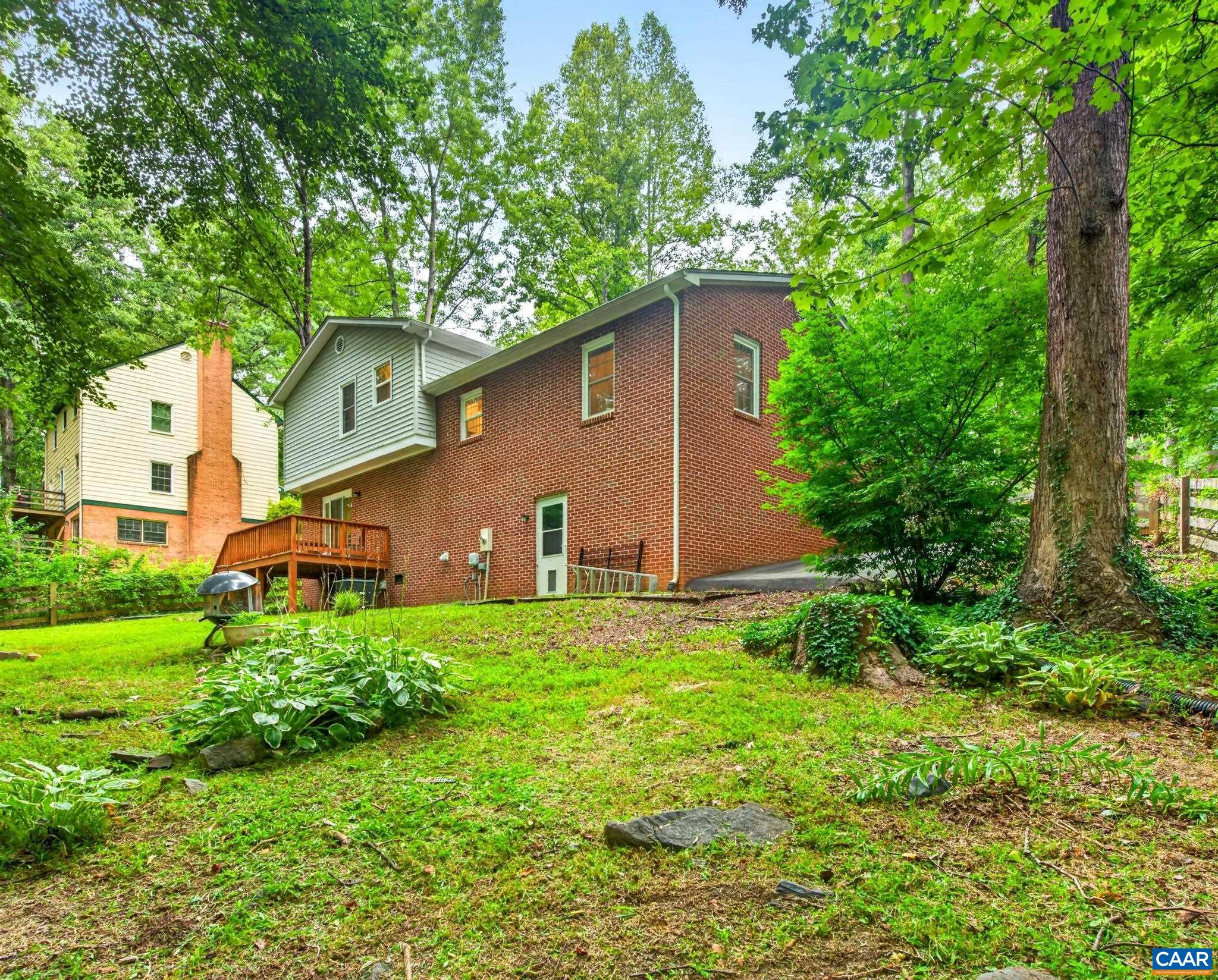 98 OAK FOREST CIR, CHARLOTTESVILLE, Virginia 22901, 4 Bedrooms Bedrooms, ,3 BathroomsBathrooms,Residential,PRIVACY-City Convenience!,98 OAK FOREST CIR,679337 MLS # 679337 98 OAK FOREST CIR, CHARLOTTESVILLE, Virginia 22901, 4 Bedrooms Bedrooms, ,3 BathroomsBathrooms,Residential,PRIVACY-City Convenience!,98 OAK FOREST CIR,679337 MLS # 679337