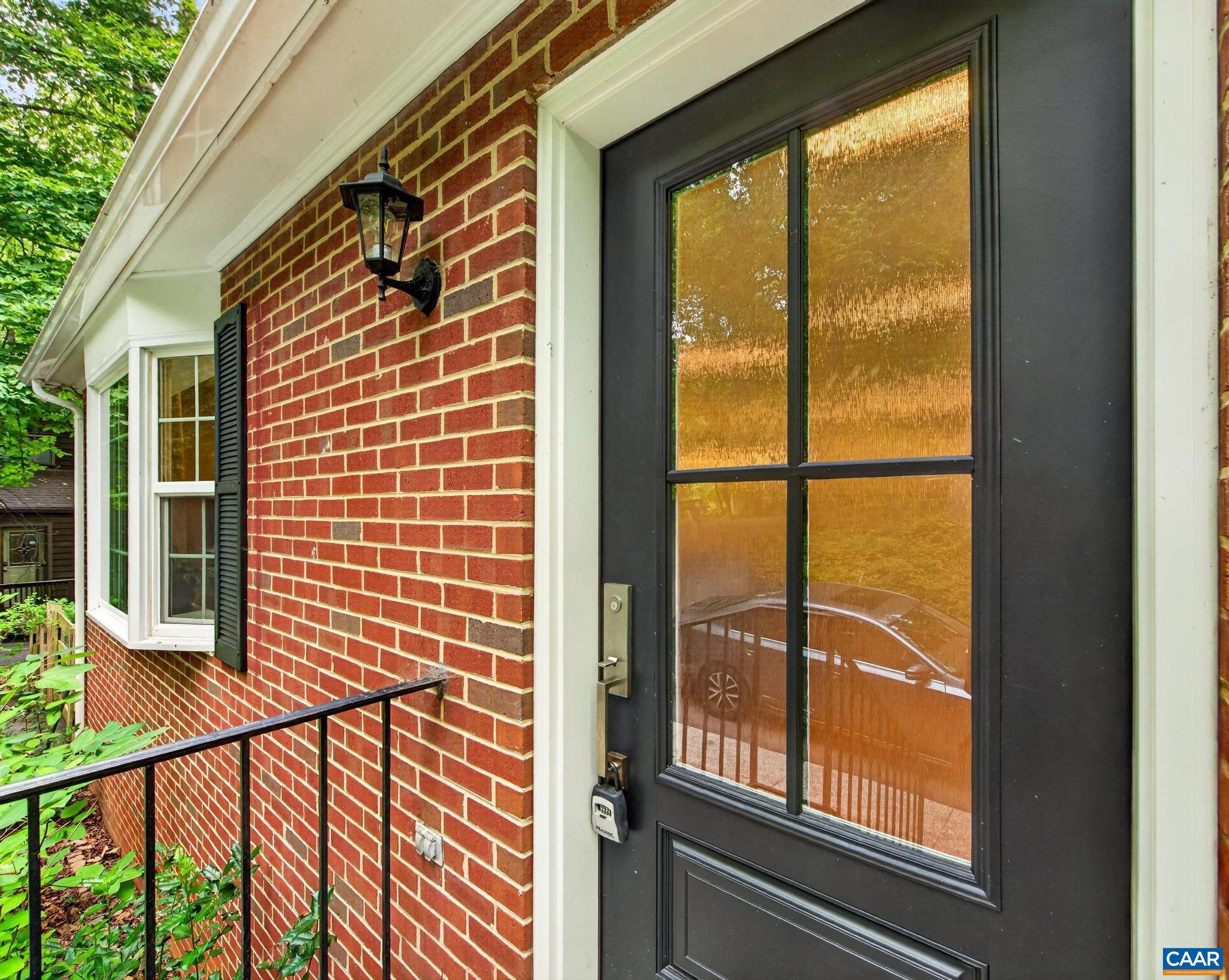 98 OAK FOREST CIR, CHARLOTTESVILLE, Virginia 22901, 4 Bedrooms Bedrooms, ,3 BathroomsBathrooms,Residential,PRIVACY-City Convenience!,98 OAK FOREST CIR,679337 MLS # 679337 98 OAK FOREST CIR, CHARLOTTESVILLE, Virginia 22901, 4 Bedrooms Bedrooms, ,3 BathroomsBathrooms,Residential,PRIVACY-City Convenience!,98 OAK FOREST CIR,679337 MLS # 679337