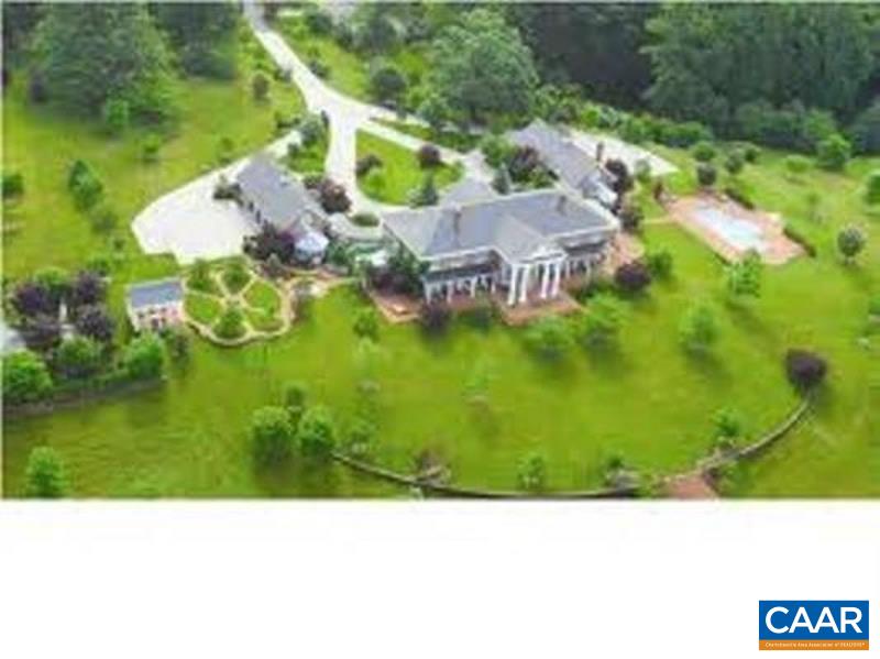 98 OAK FOREST CIR, CHARLOTTESVILLE, Virginia 22901, 4 Bedrooms Bedrooms, ,3 BathroomsBathrooms,Residential,PRIVACY-City Convenience!,98 OAK FOREST CIR,679337 MLS # 679337 98 OAK FOREST CIR, CHARLOTTESVILLE, Virginia 22901, 4 Bedrooms Bedrooms, ,3 BathroomsBathrooms,Residential,PRIVACY-City Convenience!,98 OAK FOREST CIR,679337 MLS # 679337