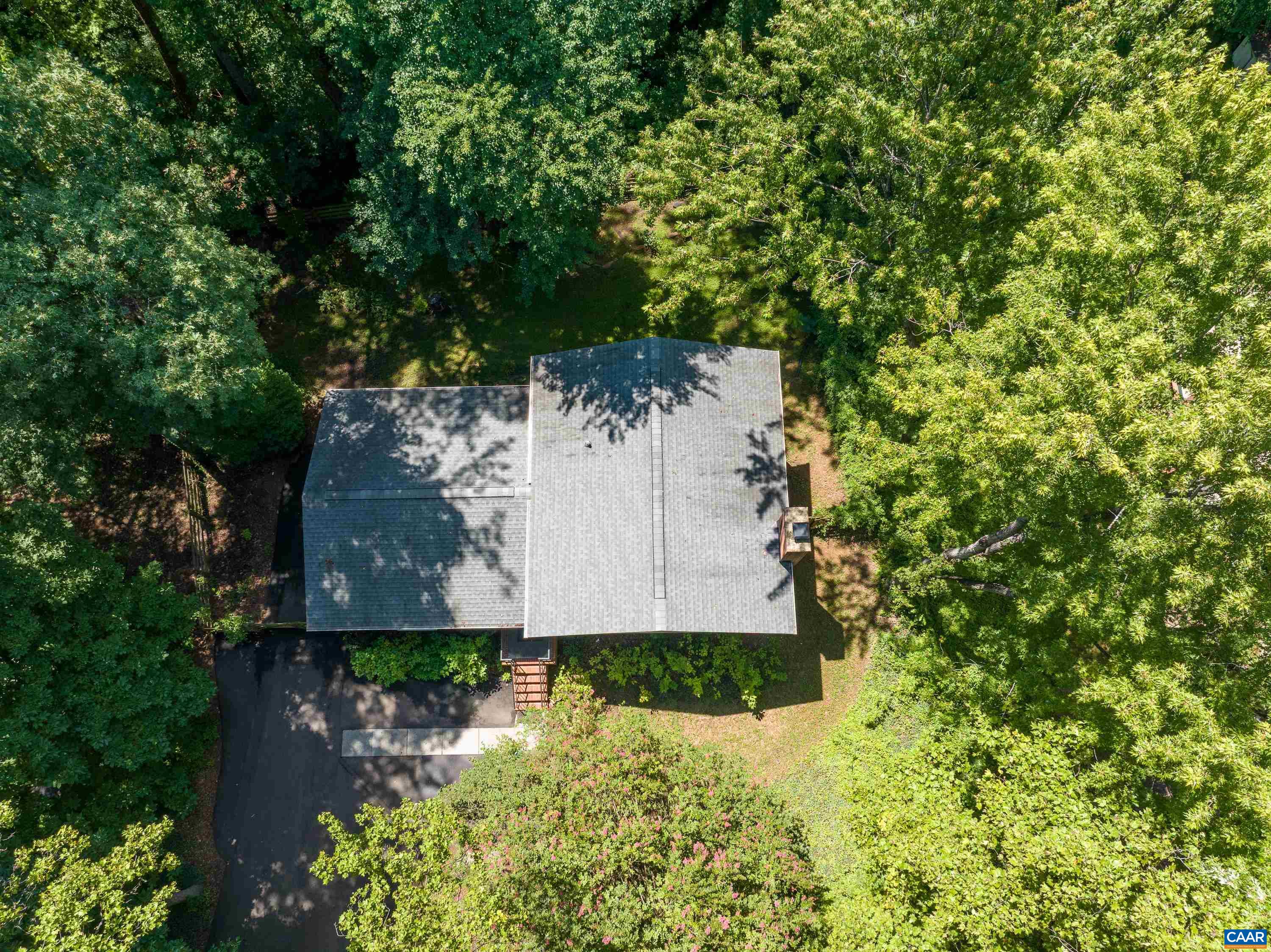 98 OAK FOREST CIR, CHARLOTTESVILLE, Virginia 22901, 4 Bedrooms Bedrooms, ,3 BathroomsBathrooms,Residential,PRIVACY-City Convenience!,98 OAK FOREST CIR,679337 MLS # 679337 98 OAK FOREST CIR, CHARLOTTESVILLE, Virginia 22901, 4 Bedrooms Bedrooms, ,3 BathroomsBathrooms,Residential,PRIVACY-City Convenience!,98 OAK FOREST CIR,679337 MLS # 679337