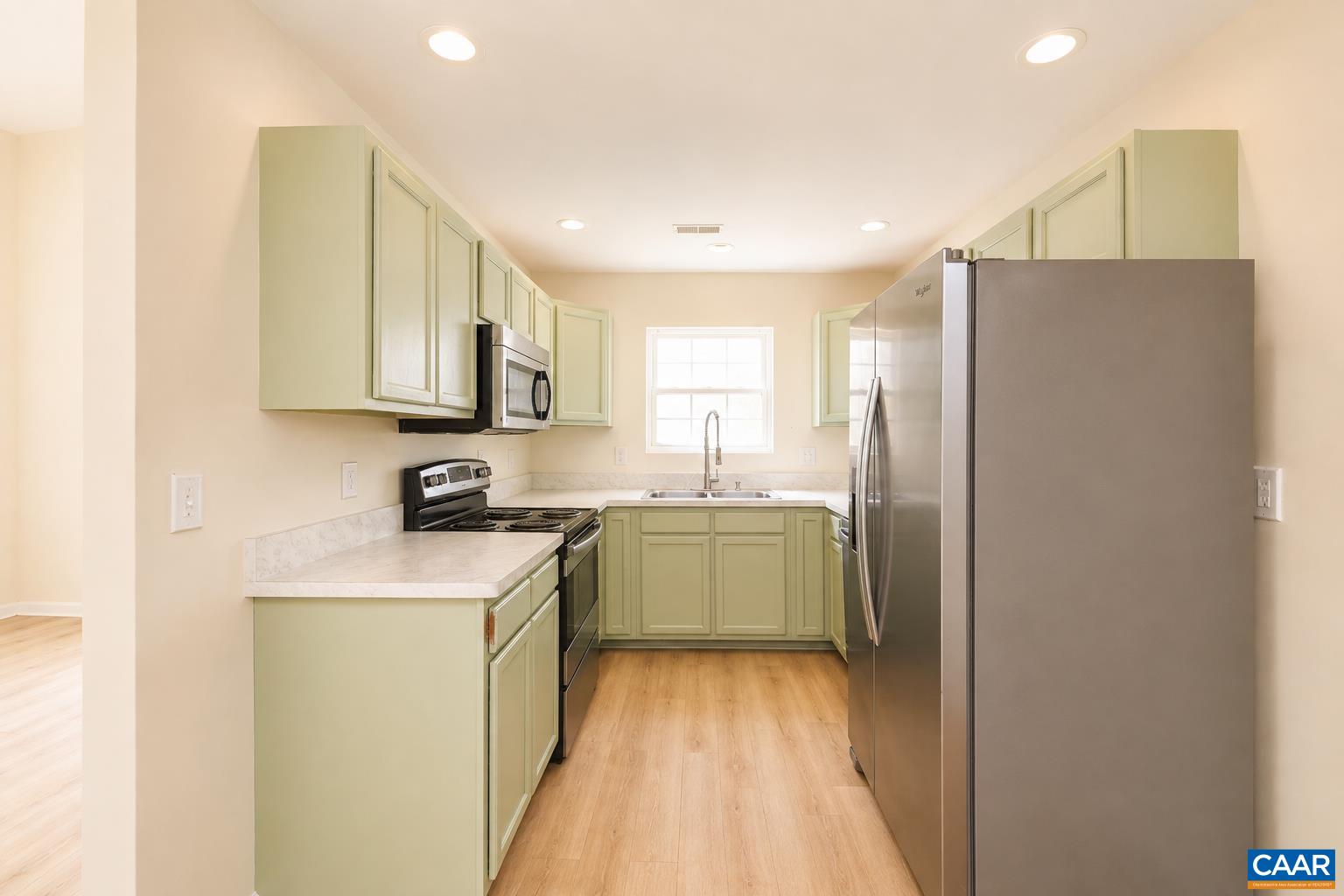 117 WATERBURY CT, CHARLOTTESVILLE, Virginia 22902, 3 Bedrooms Bedrooms, ,2 BathroomsBathrooms,Residential,117 WATERBURY CT,680210 MLS # 680210