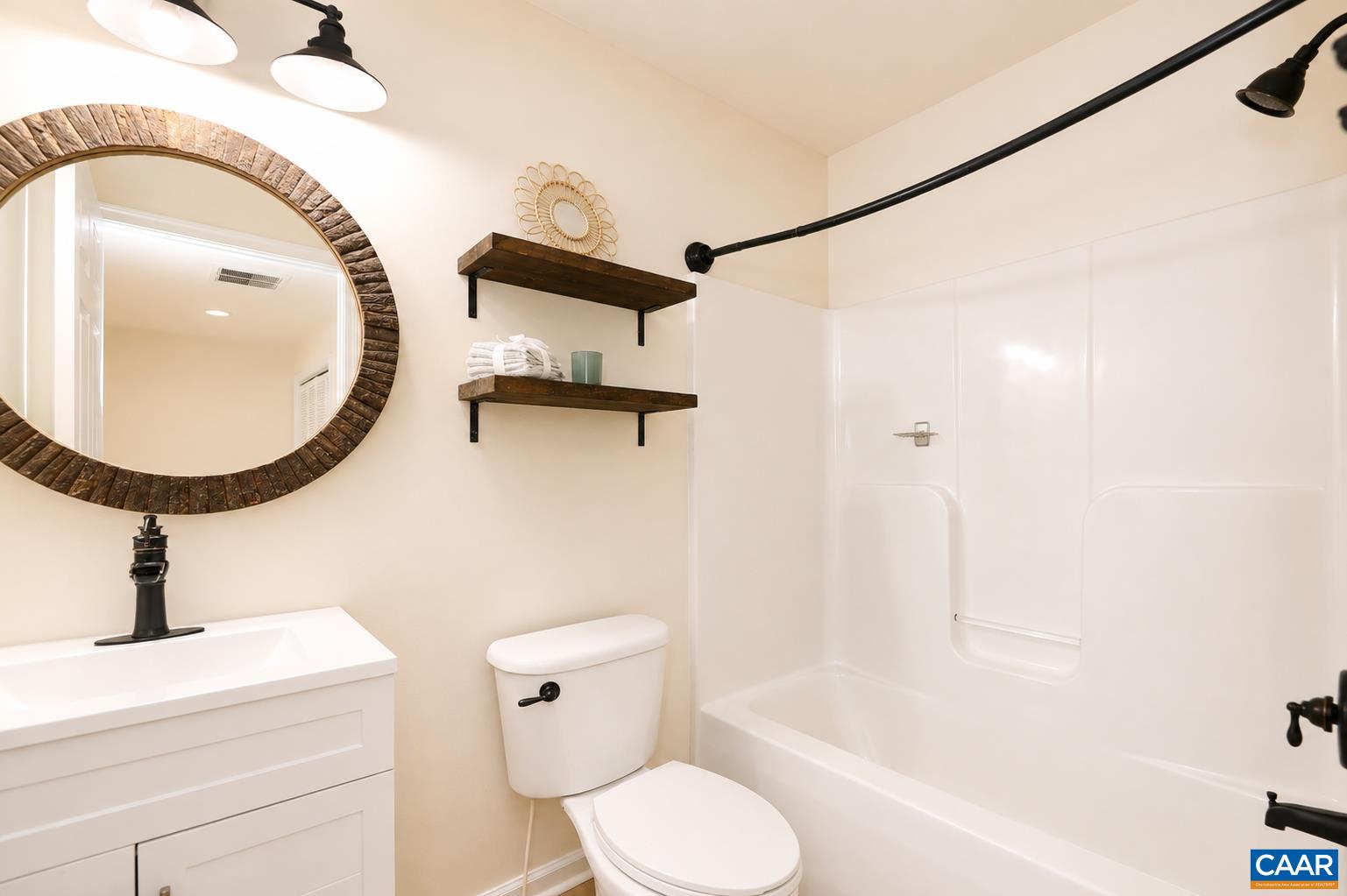 117 WATERBURY CT, CHARLOTTESVILLE, Virginia 22902, 3 Bedrooms Bedrooms, ,2 BathroomsBathrooms,Residential,117 WATERBURY CT,680210 MLS # 680210