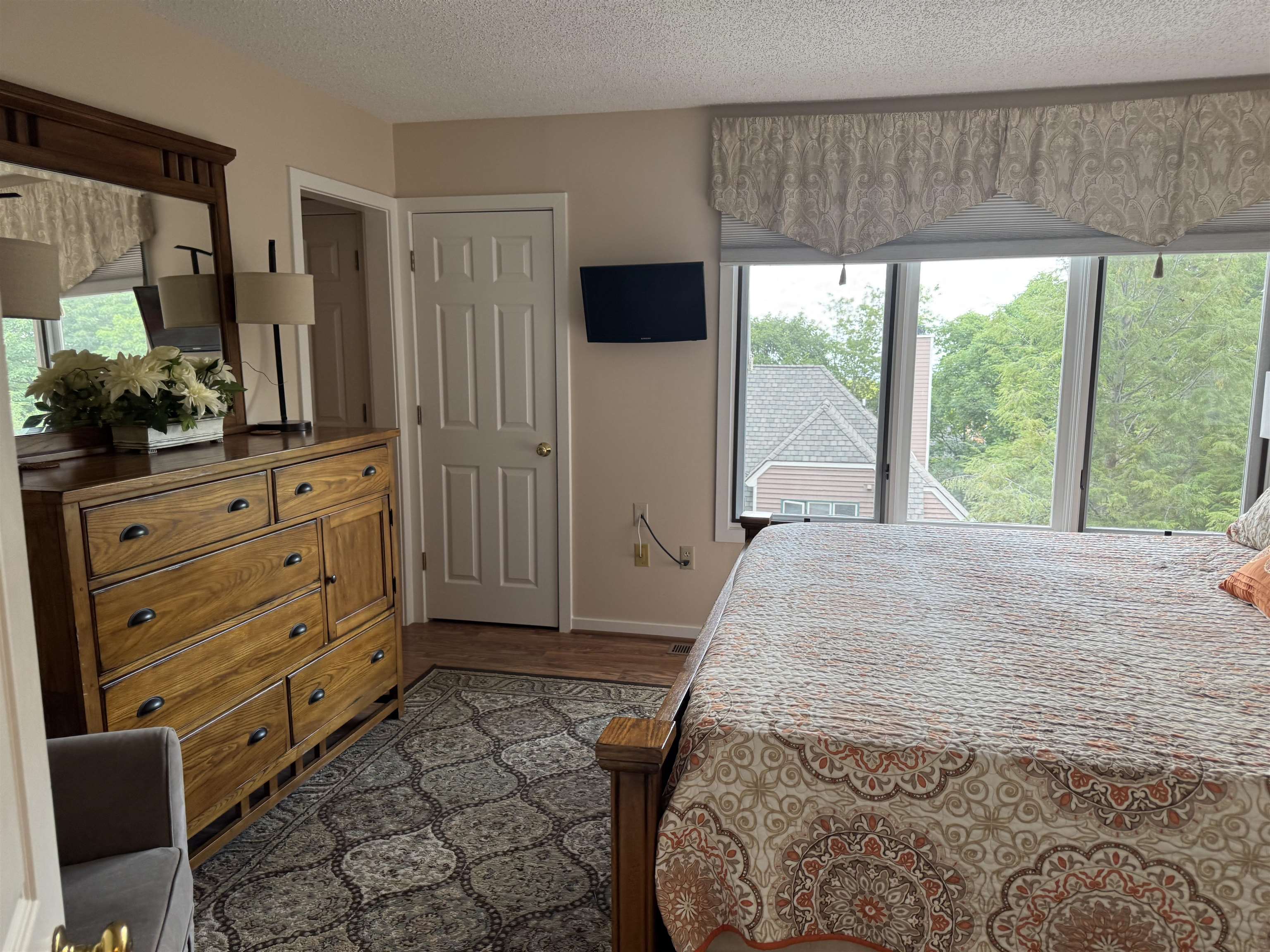 29 BRIARWOOD LN, WINTERGREEN RESORT, Virginia 22967, 4 Bedrooms Bedrooms, ,3 BathroomsBathrooms,Residential,29 BRIARWOOD LN,680564 MLS # 680564