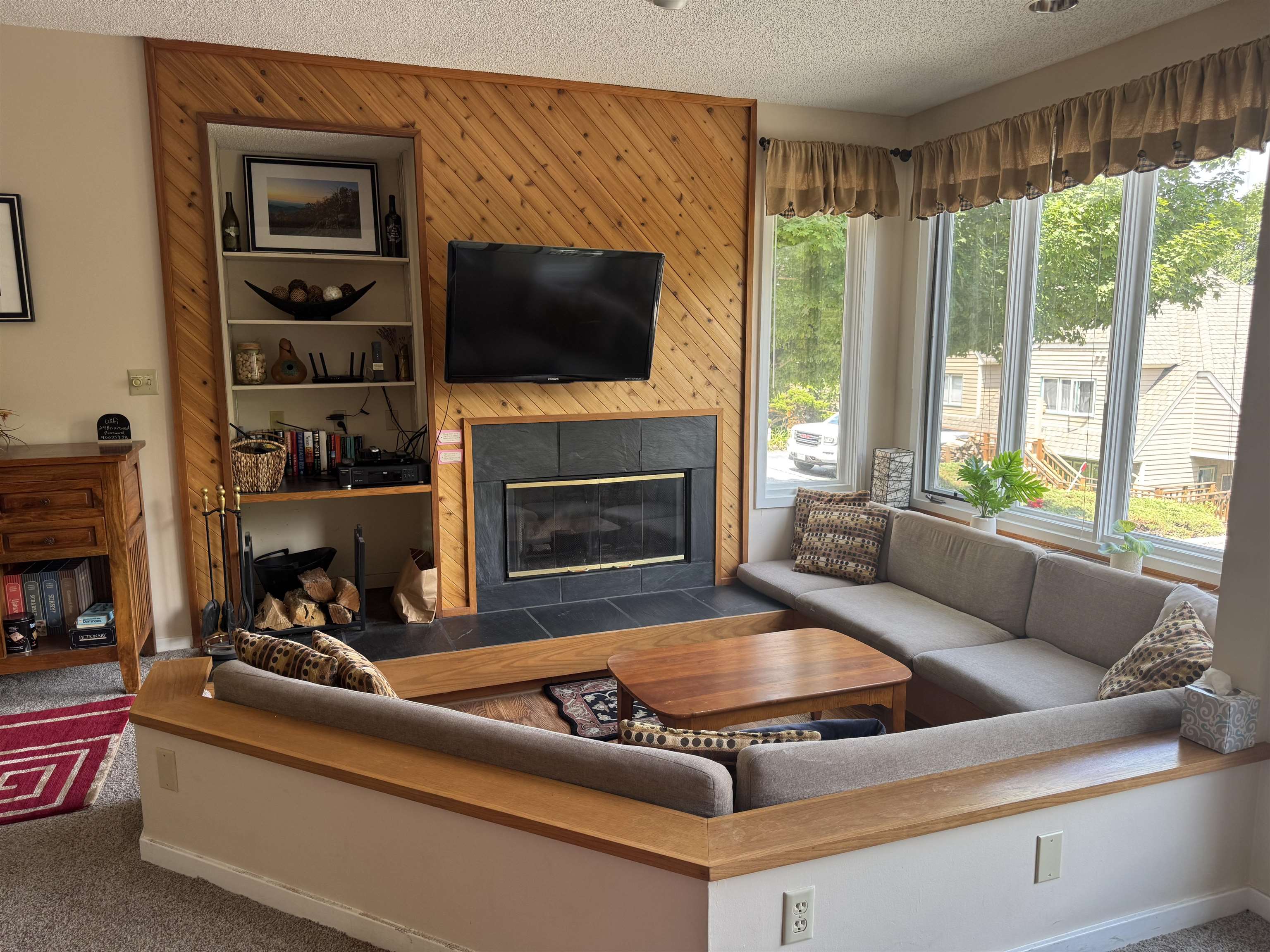29 BRIARWOOD LN, WINTERGREEN RESORT, Virginia 22967, 4 Bedrooms Bedrooms, ,3 BathroomsBathrooms,Residential,29 BRIARWOOD LN,680564 MLS # 680564
