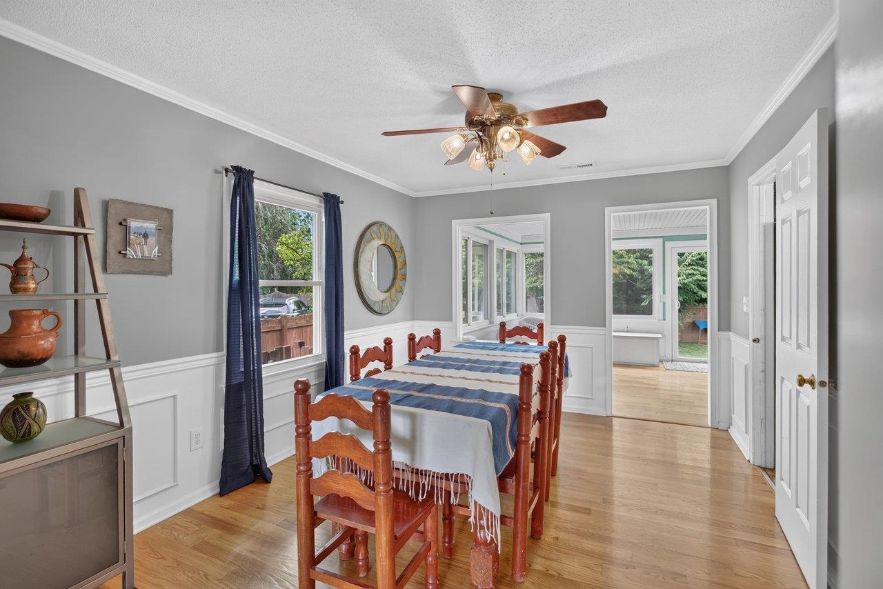 331 MYERS AVE, HARRISONBURG, Virginia 22801, 5 Bedrooms Bedrooms, ,3 BathroomsBathrooms,Residential,331 MYERS AVE,680816 MLS # 680816 331 MYERS AVE, HARRISONBURG, Virginia 22801, 5 Bedrooms Bedrooms, ,3 BathroomsBathrooms,Residential,331 MYERS AVE,680816 MLS # 680816