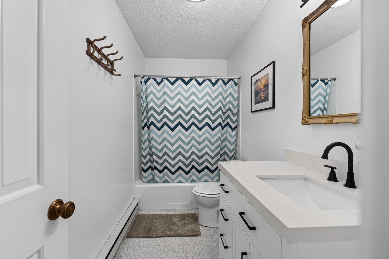 331 MYERS AVE, HARRISONBURG, Virginia 22801, 5 Bedrooms Bedrooms, ,3 BathroomsBathrooms,Residential,331 MYERS AVE,680816 MLS # 680816 331 MYERS AVE, HARRISONBURG, Virginia 22801, 5 Bedrooms Bedrooms, ,3 BathroomsBathrooms,Residential,331 MYERS AVE,680816 MLS # 680816