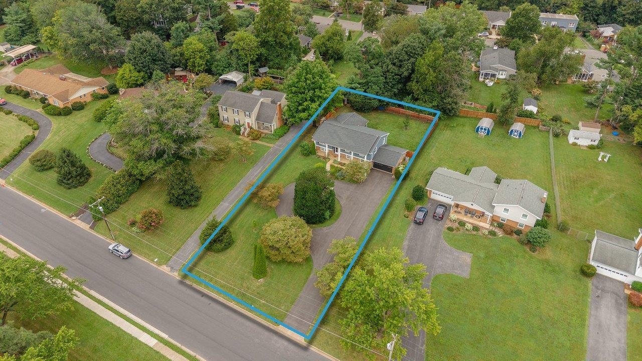 331 MYERS AVE, HARRISONBURG, Virginia 22801, 5 Bedrooms Bedrooms, ,3 BathroomsBathrooms,Residential,331 MYERS AVE,680816 MLS # 680816 331 MYERS AVE, HARRISONBURG, Virginia 22801, 5 Bedrooms Bedrooms, ,3 BathroomsBathrooms,Residential,331 MYERS AVE,680816 MLS # 680816