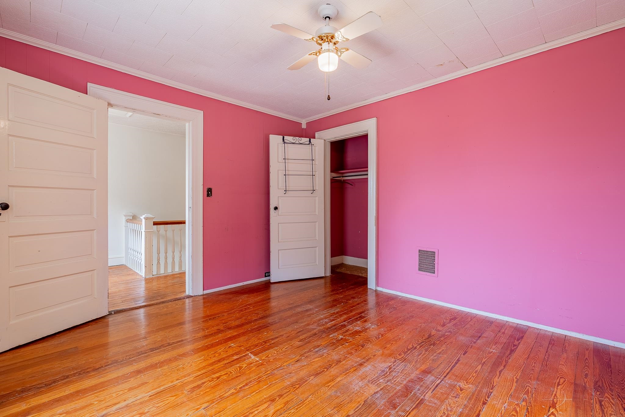 409 8TH ST, WAYNESBORO, Virginia 22980, 4 Bedrooms Bedrooms, ,2 BathroomsBathrooms,Residential,409 8TH ST,680819 MLS # 680819