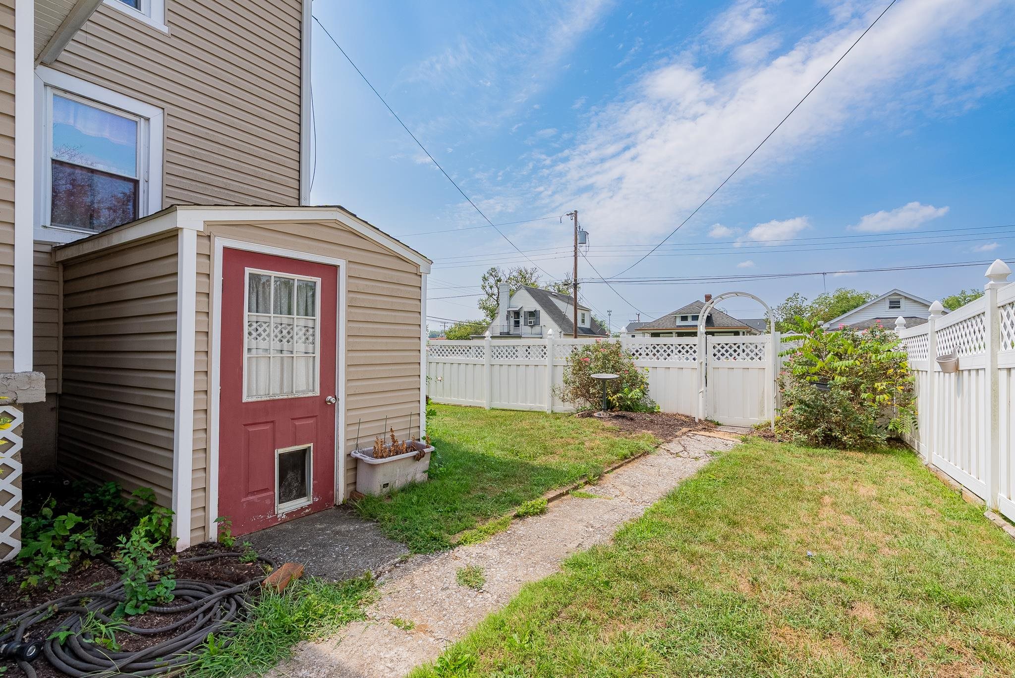 409 8TH ST, WAYNESBORO, Virginia 22980, 4 Bedrooms Bedrooms, ,2 BathroomsBathrooms,Residential,409 8TH ST,680819 MLS # 680819