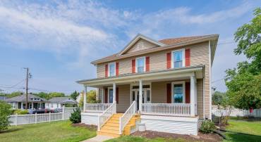 409 8TH ST, WAYNESBORO, Virginia 22980, 4 Bedrooms Bedrooms, ,2 BathroomsBathrooms,Residential,409 8TH ST,680819 MLS # 680819