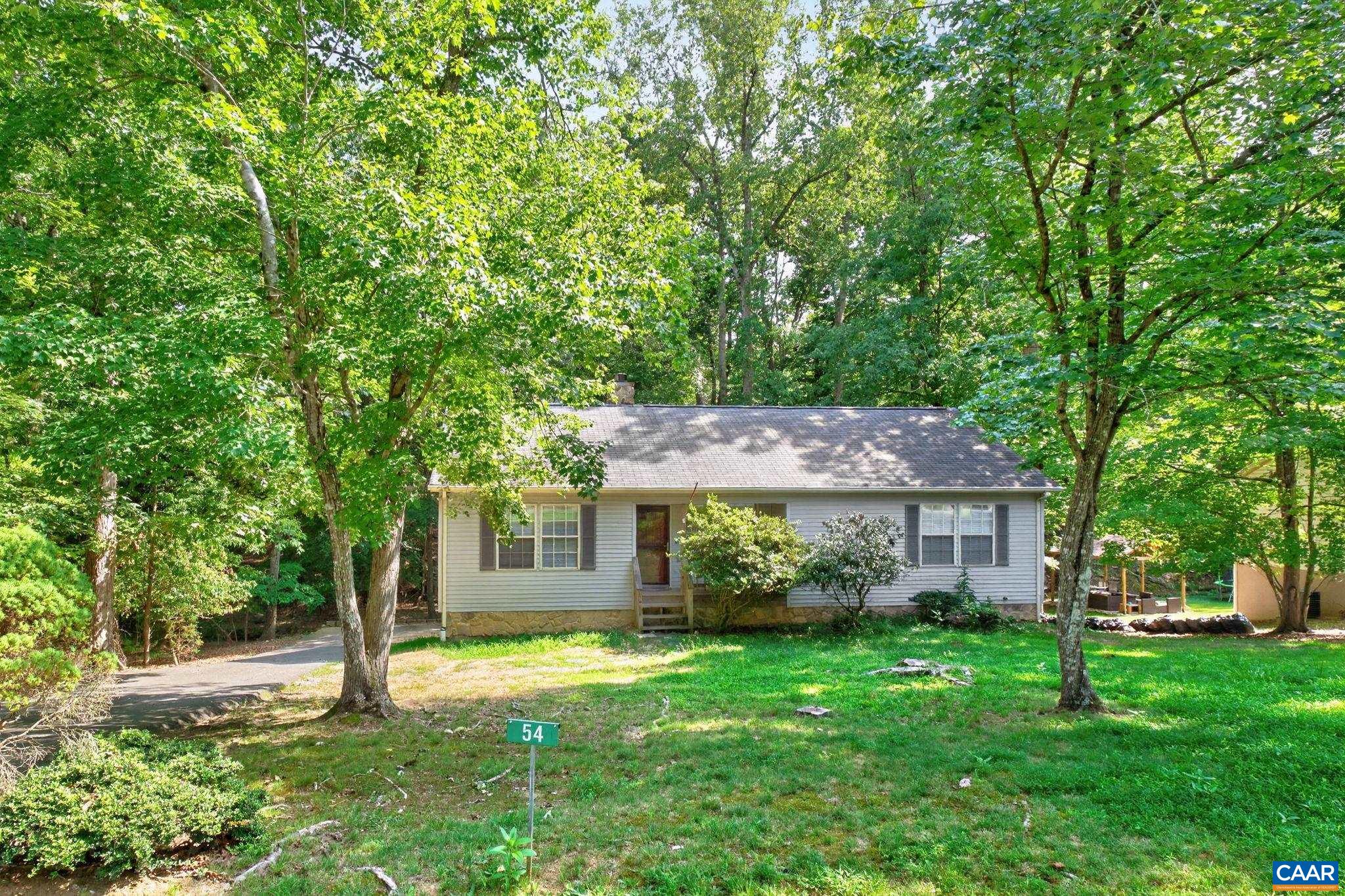 54 WOODLAWN DR, PALMYRA, Virginia 22963, 4 Bedrooms Bedrooms, ,3 BathroomsBathrooms,Residential,54 WOODLAWN DR,680821 MLS # 680821