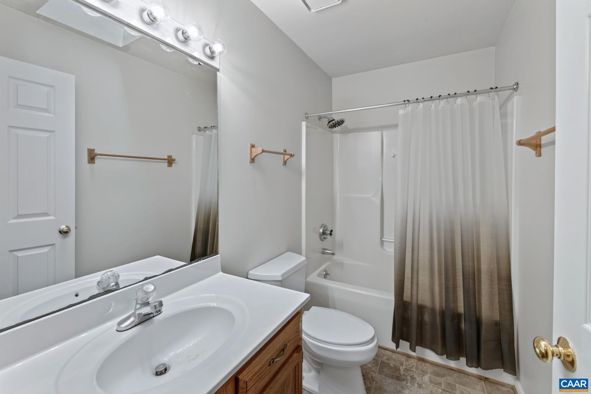 54 WOODLAWN DR, PALMYRA, Virginia 22963, 4 Bedrooms Bedrooms, ,3 BathroomsBathrooms,Residential,54 WOODLAWN DR,680821 MLS # 680821