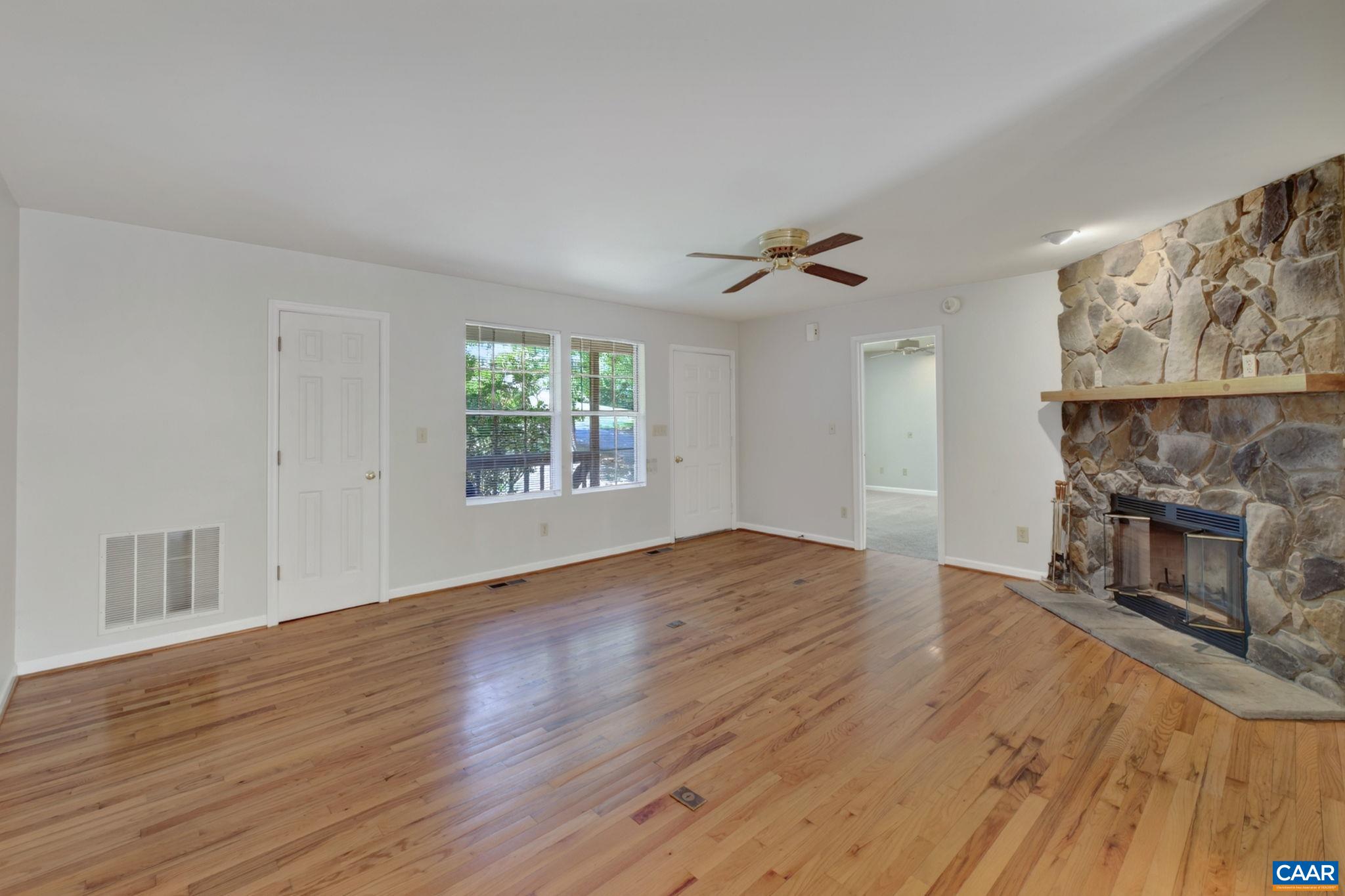 54 WOODLAWN DR, PALMYRA, Virginia 22963, 4 Bedrooms Bedrooms, ,3 BathroomsBathrooms,Residential,54 WOODLAWN DR,680821 MLS # 680821