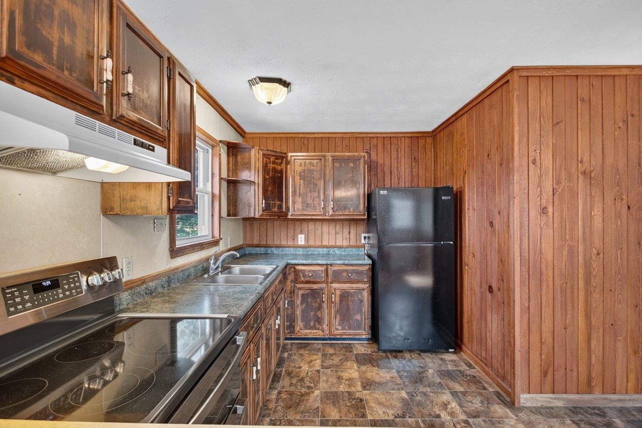 204 FOURTH ST, BROADWAY, Virginia 22815, 3 Bedrooms Bedrooms, ,1 BathroomBathrooms,Residential,204 FOURTH ST,680823 MLS # 680823