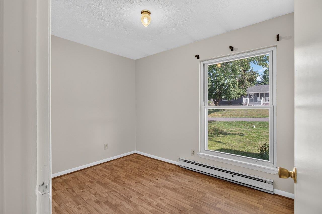 204 FOURTH ST, BROADWAY, Virginia 22815, 3 Bedrooms Bedrooms, ,1 BathroomBathrooms,Residential,204 FOURTH ST,680823 MLS # 680823