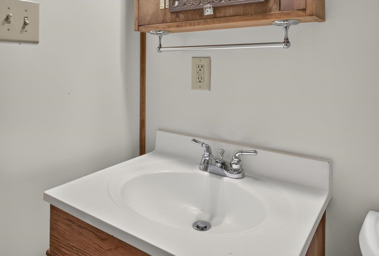 204 FOURTH ST, BROADWAY, Virginia 22815, 3 Bedrooms Bedrooms, ,1 BathroomBathrooms,Residential,204 FOURTH ST,680823 MLS # 680823