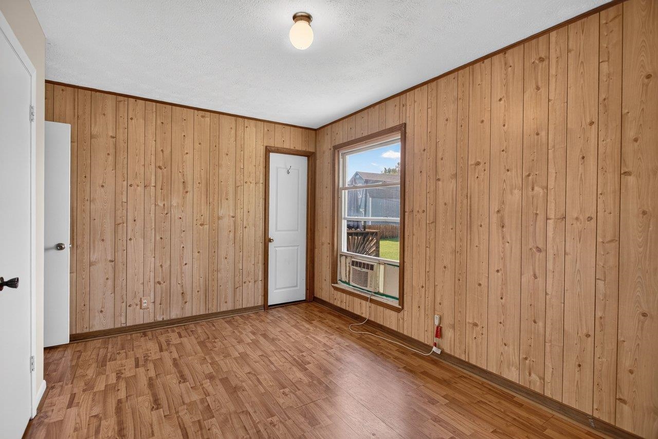 204 FOURTH ST, BROADWAY, Virginia 22815, 3 Bedrooms Bedrooms, ,1 BathroomBathrooms,Residential,204 FOURTH ST,680823 MLS # 680823