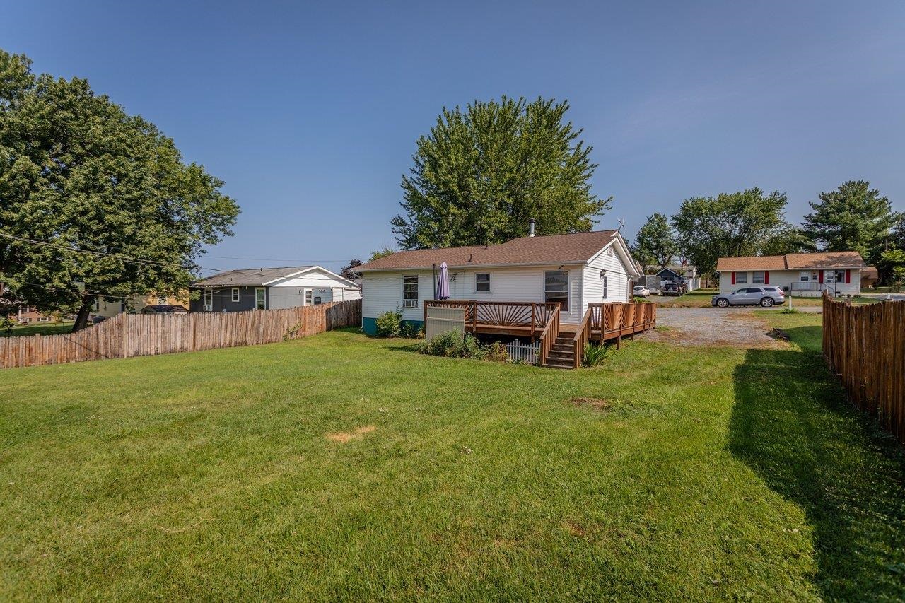204 FOURTH ST, BROADWAY, Virginia 22815, 3 Bedrooms Bedrooms, ,1 BathroomBathrooms,Residential,204 FOURTH ST,680823 MLS # 680823