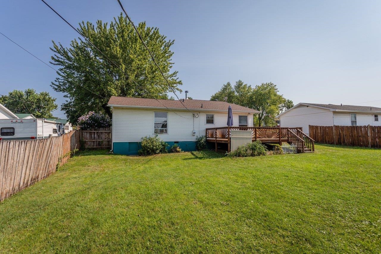204 FOURTH ST, BROADWAY, Virginia 22815, 3 Bedrooms Bedrooms, ,1 BathroomBathrooms,Residential,204 FOURTH ST,680823 MLS # 680823