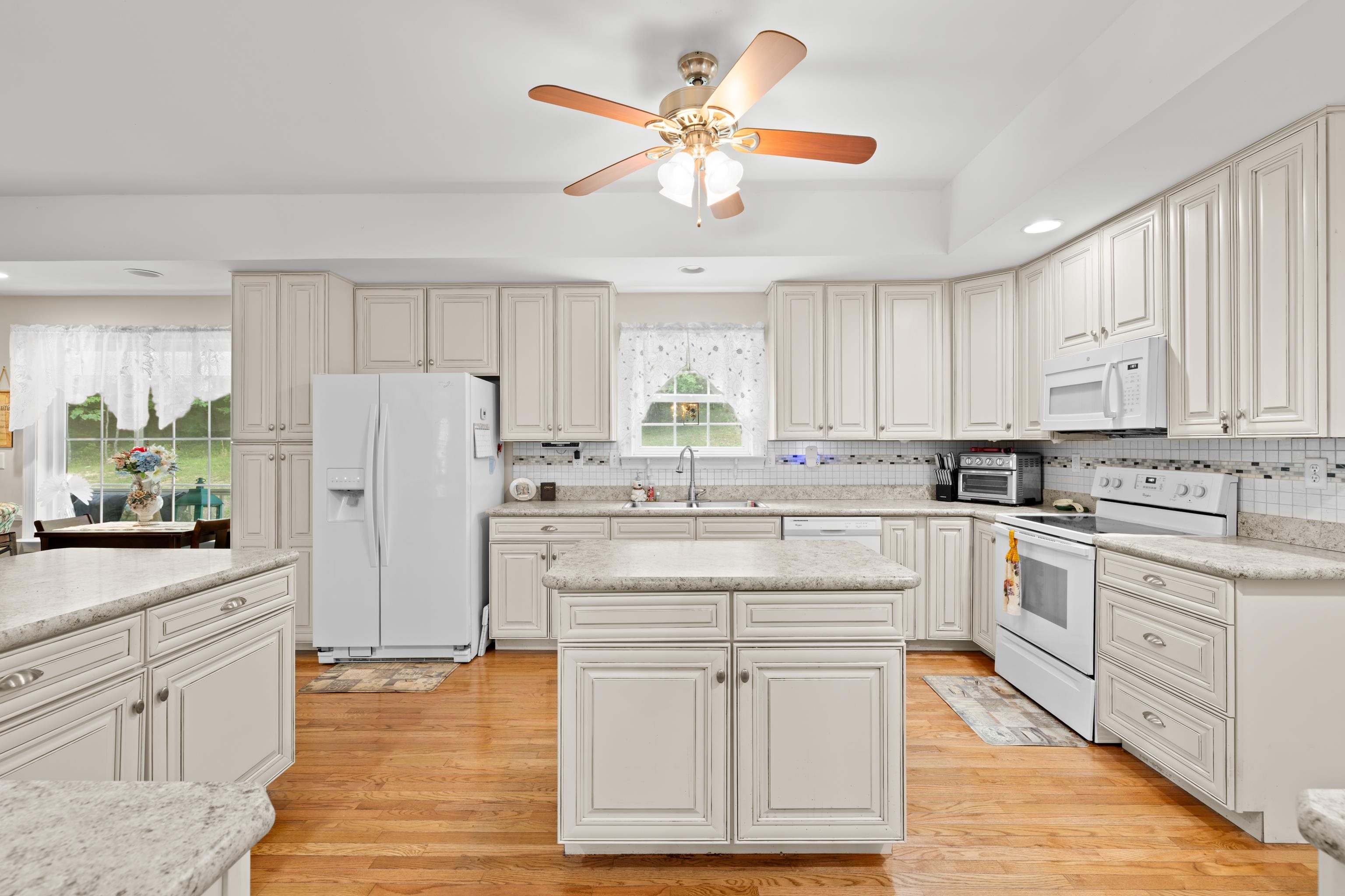 256 SKYLAR LANES WAY, WINCHESTER, Virginia 22603, 7 Bedrooms Bedrooms, ,3 BathroomsBathrooms,Residential,256 SKYLAR LANES WAY,678524 MLS # 678524 256 SKYLAR LANES WAY, WINCHESTER, Virginia 22603, 7 Bedrooms Bedrooms, ,3 BathroomsBathrooms,Residential,256 SKYLAR LANES WAY,678524 MLS # 678524