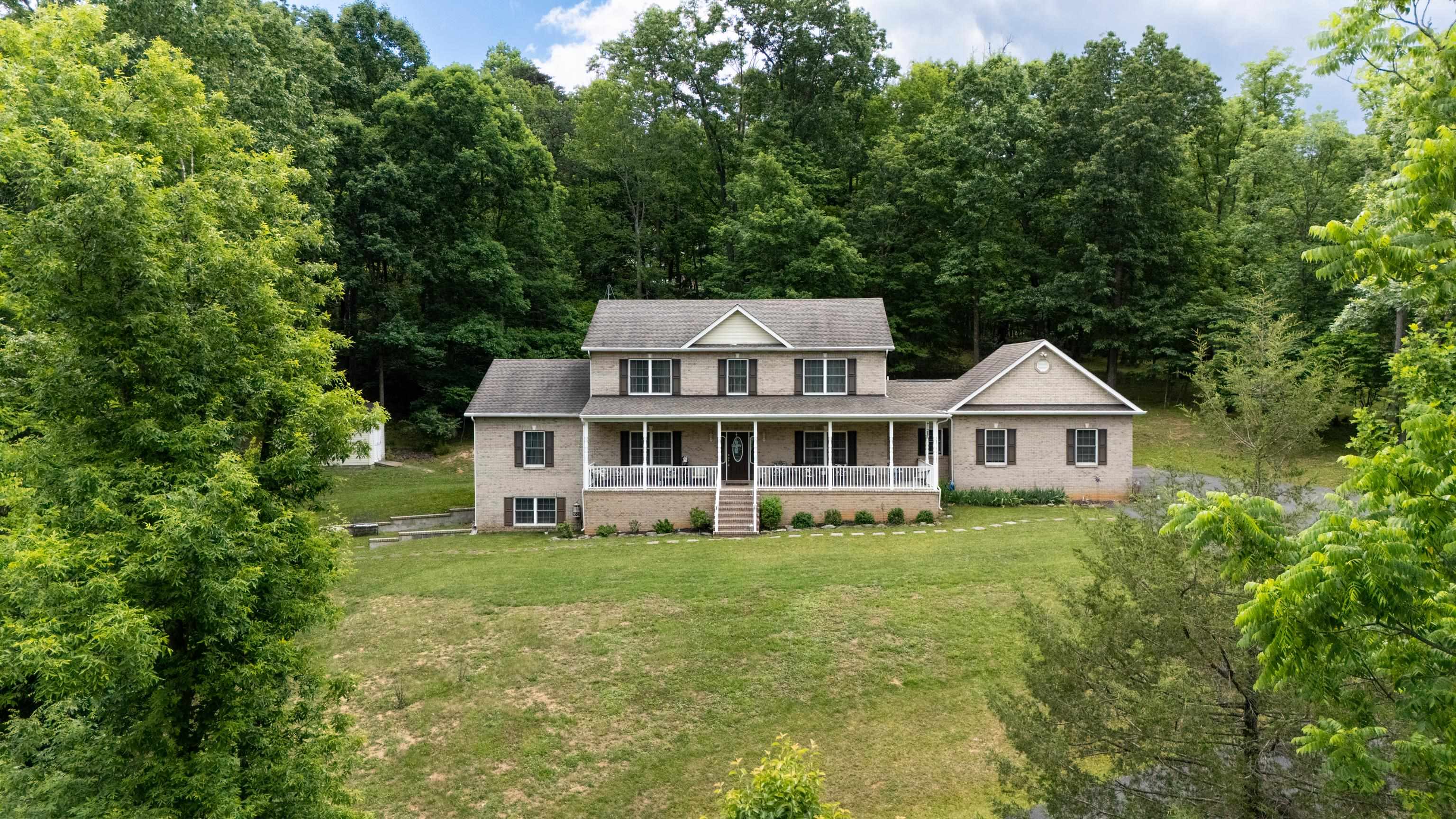 256 SKYLAR LANES WAY, WINCHESTER, Virginia 22603, 7 Bedrooms Bedrooms, ,3 BathroomsBathrooms,Residential,256 SKYLAR LANES WAY,678524 MLS # 678524 256 SKYLAR LANES WAY, WINCHESTER, Virginia 22603, 7 Bedrooms Bedrooms, ,3 BathroomsBathrooms,Residential,256 SKYLAR LANES WAY,678524 MLS # 678524
