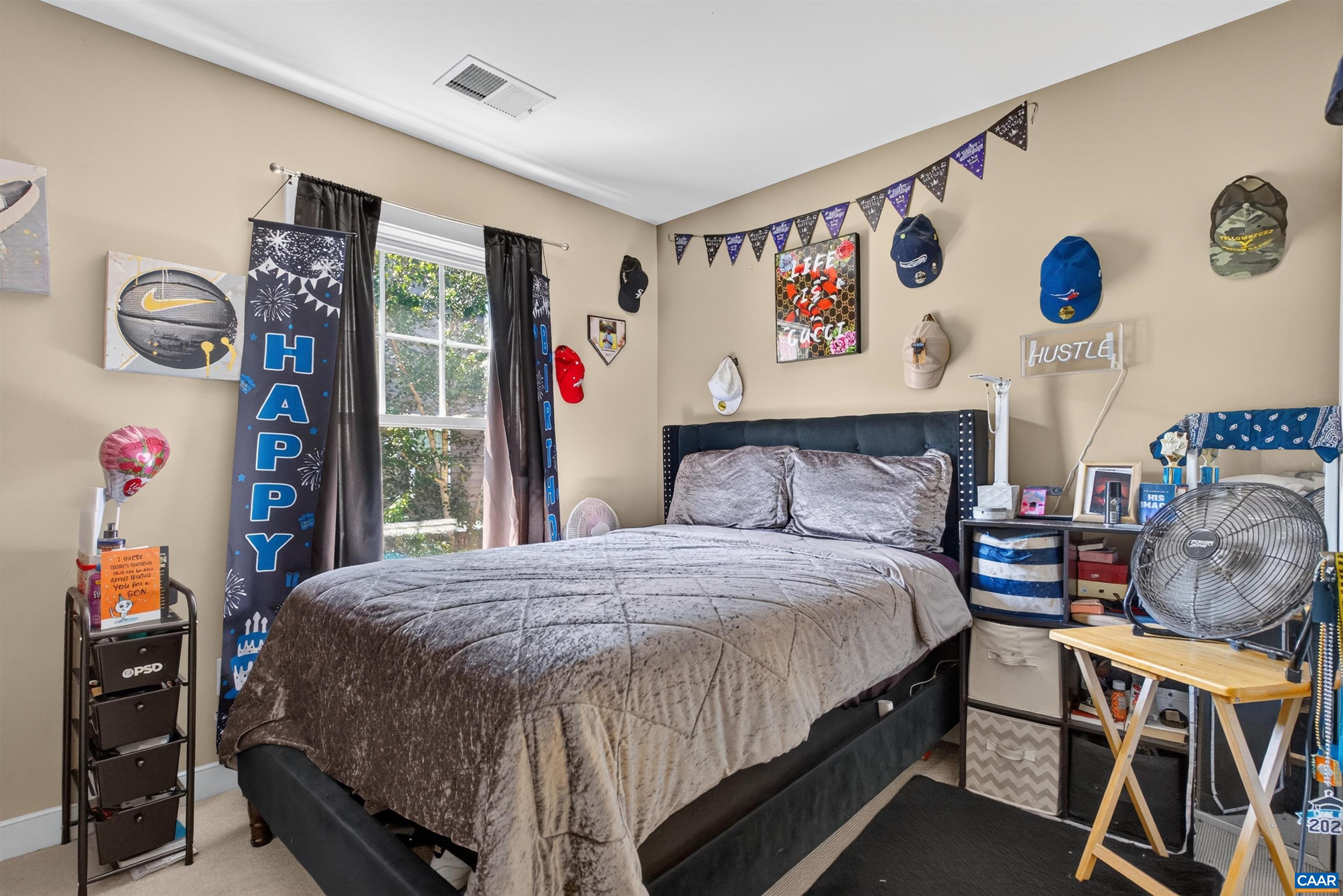 1565 NEWCASTLE CT, CHARLOTTESVILLE, Virginia 22911, 3 Bedrooms Bedrooms, ,2 BathroomsBathrooms,Residential,1565 NEWCASTLE CT,678935 MLS # 678935
